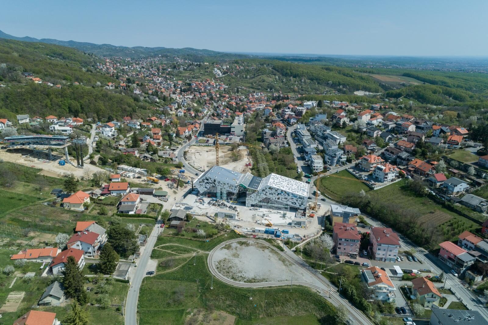Zagreb: Pogled iz zraka na gradilište sljemenske žičare