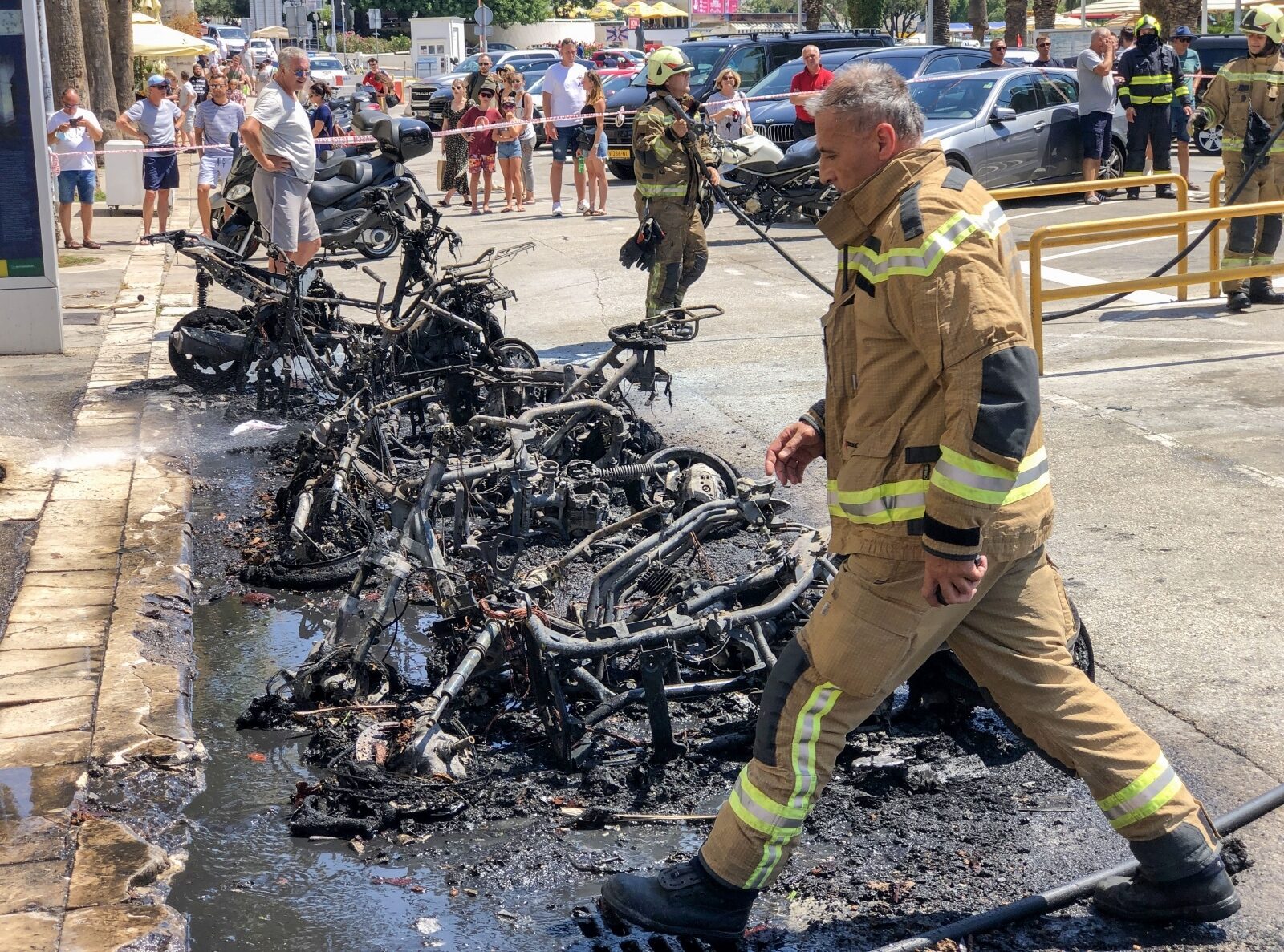 Split: Na Rivi se zapalilo desetak motocikala