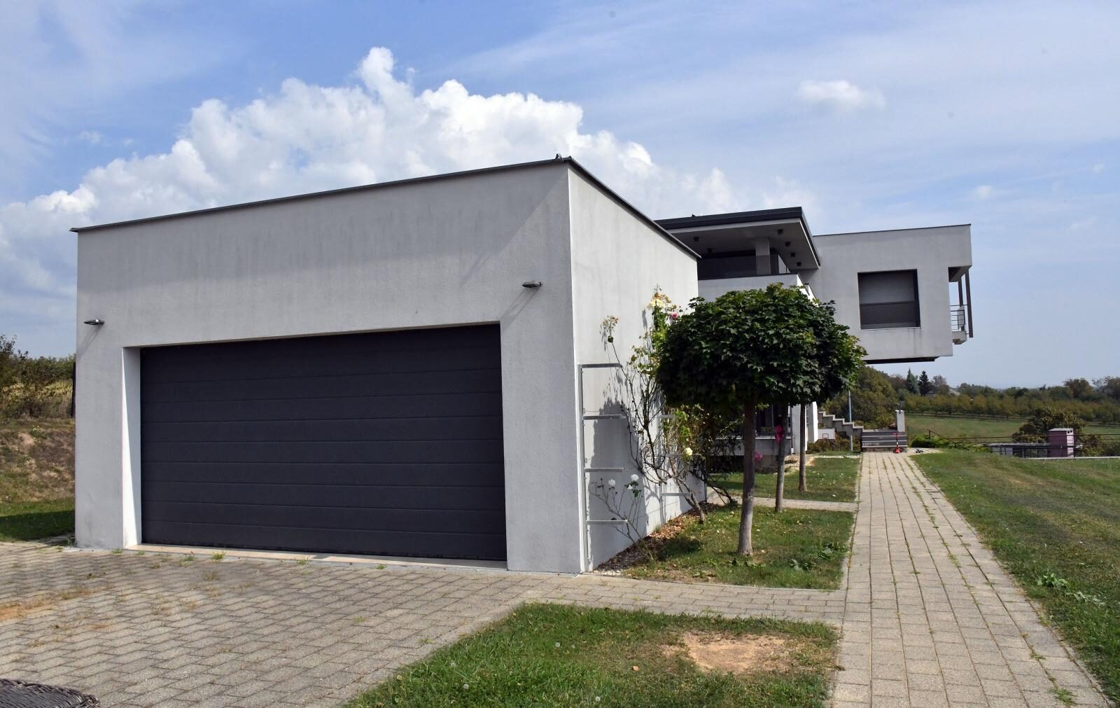 Nova Gradiška: Luksuzna obiteljska kuća osumnjičenog gradonačelnika Vinka Grgića