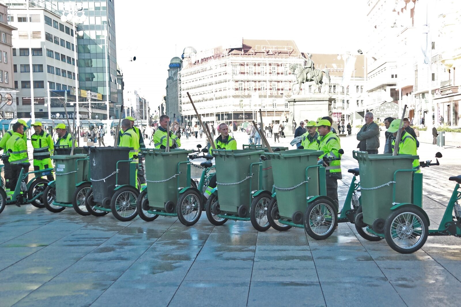Zagreb: Predstavljene nove električne trokolice podružnice Čistoća