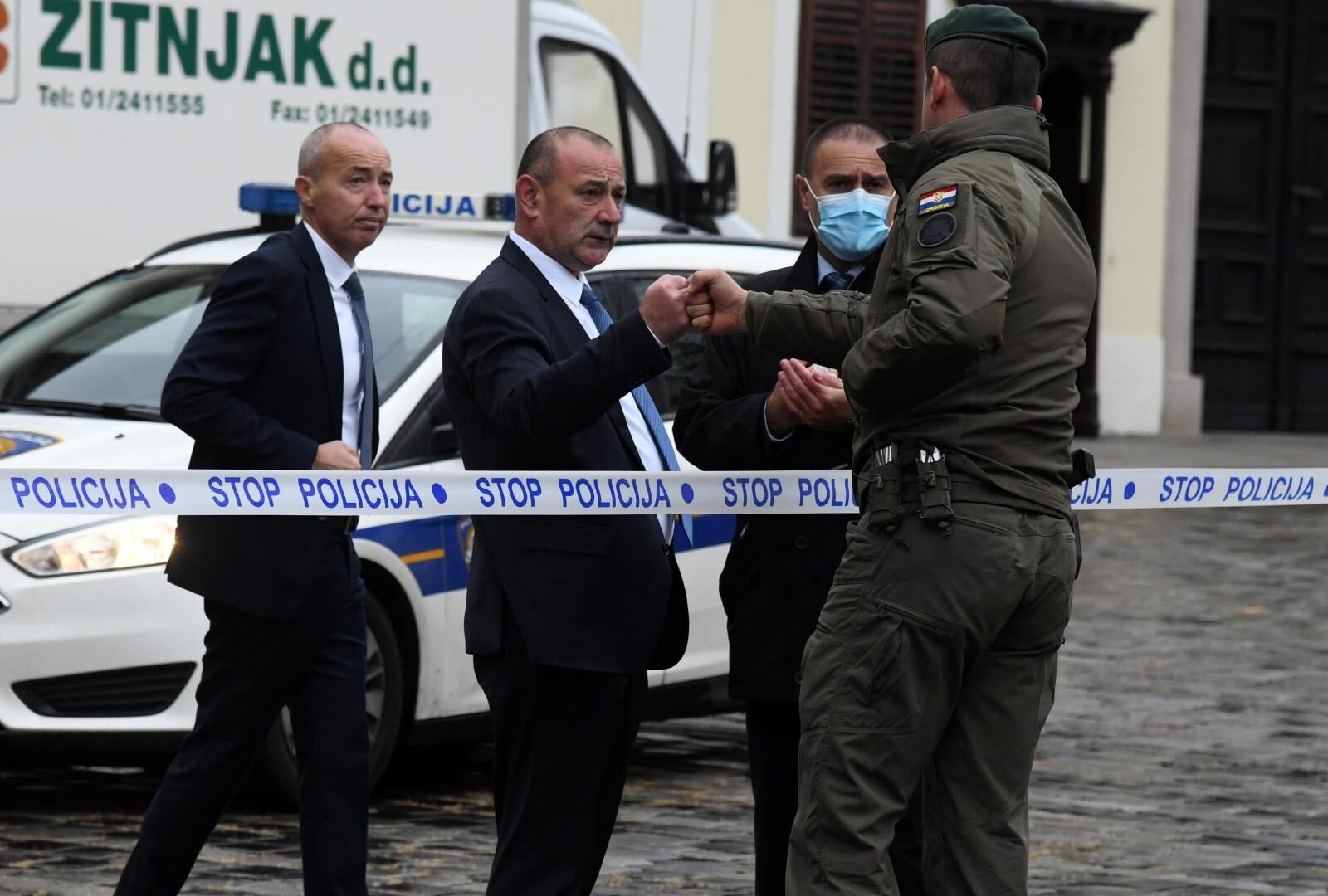 Zagreb: Na Trgu svetog Marka upucan je policajac