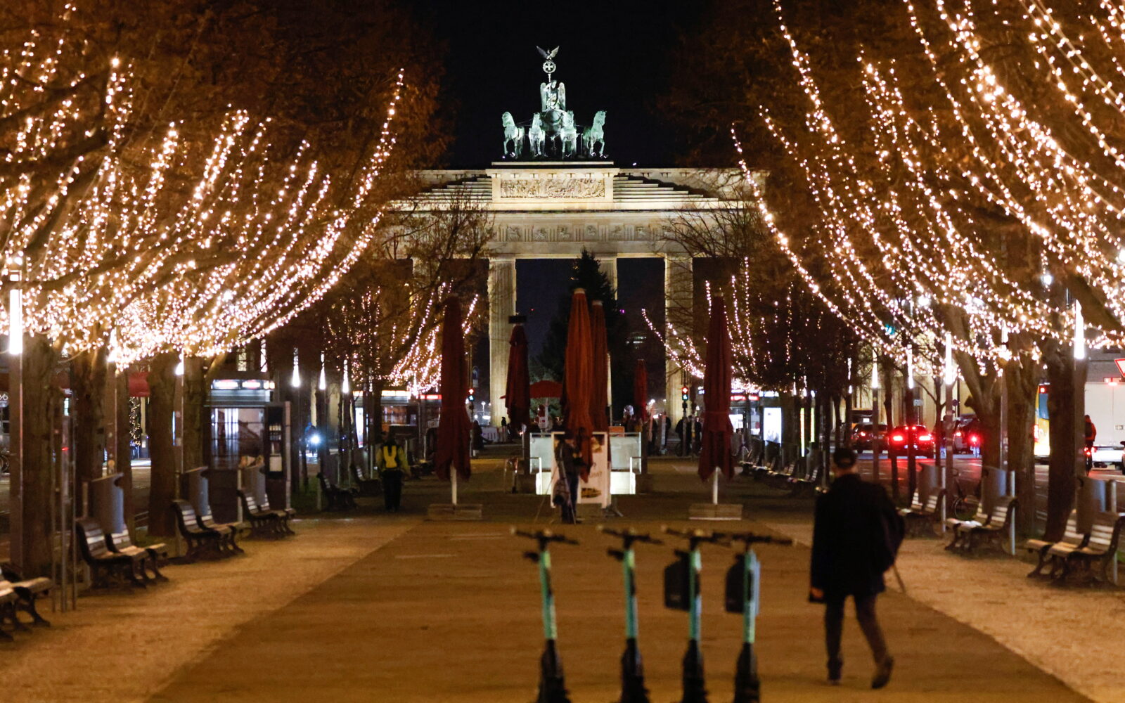 Njemačka produljuje lockdown, ali planira iznimke za Božić - Poslovni dnevnik