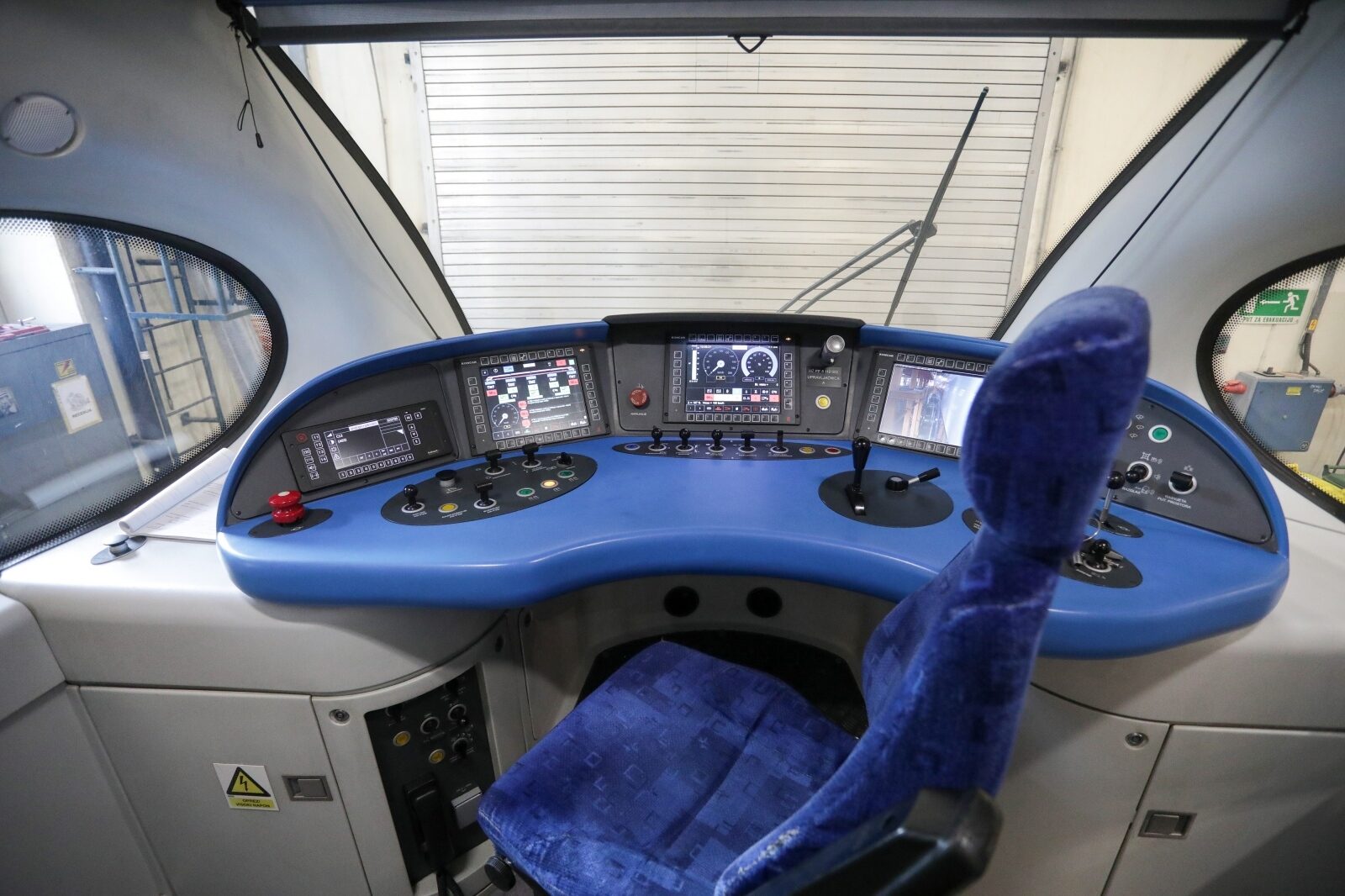 Plenković i Butković na svečanosti potpisivanja Ugovora o kupoprodaji 21 elektromotornog vlaka