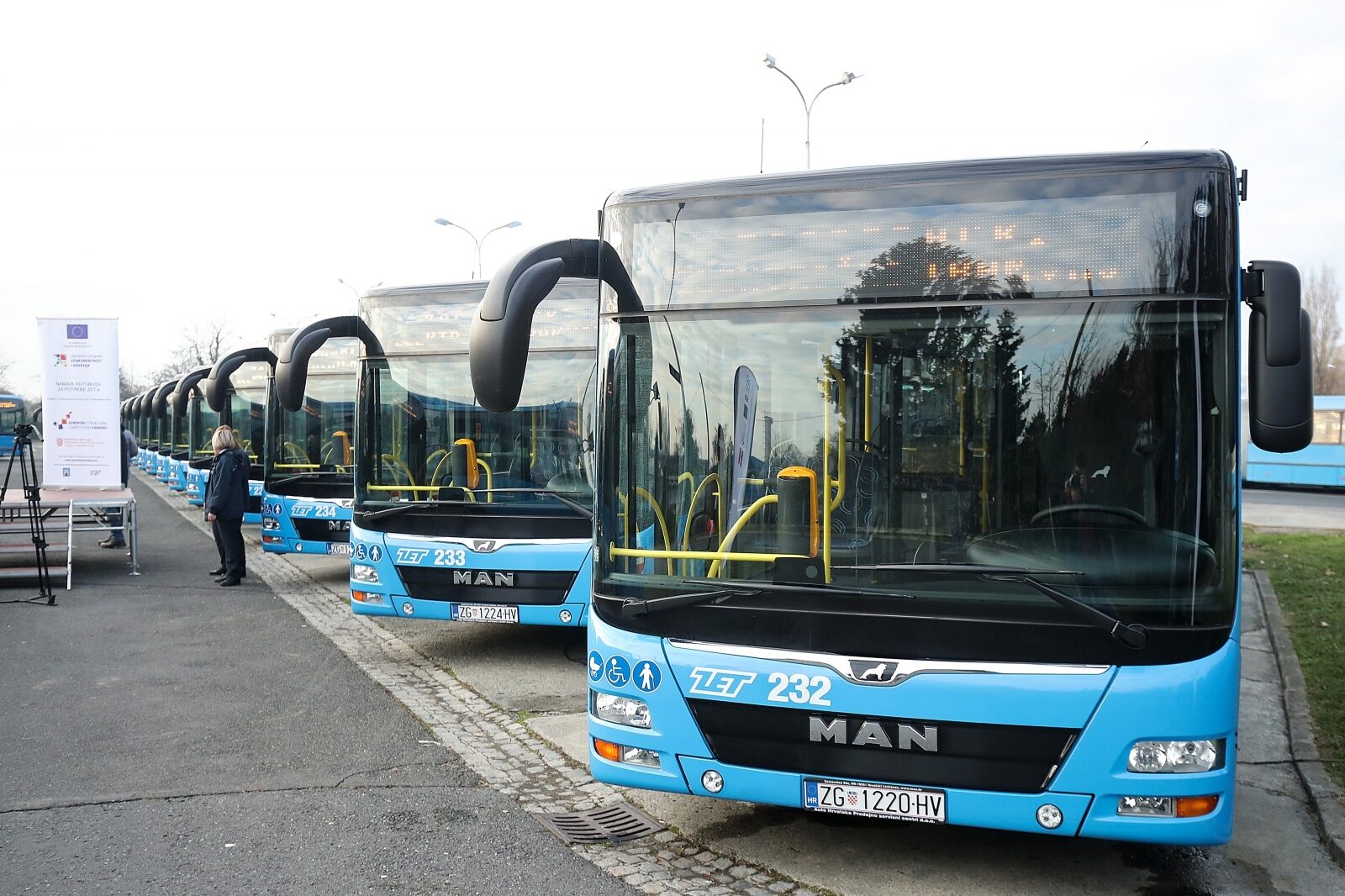 Zagreb: Gradonačelnik Bandić i ZET predstavili novih sedam autobusa