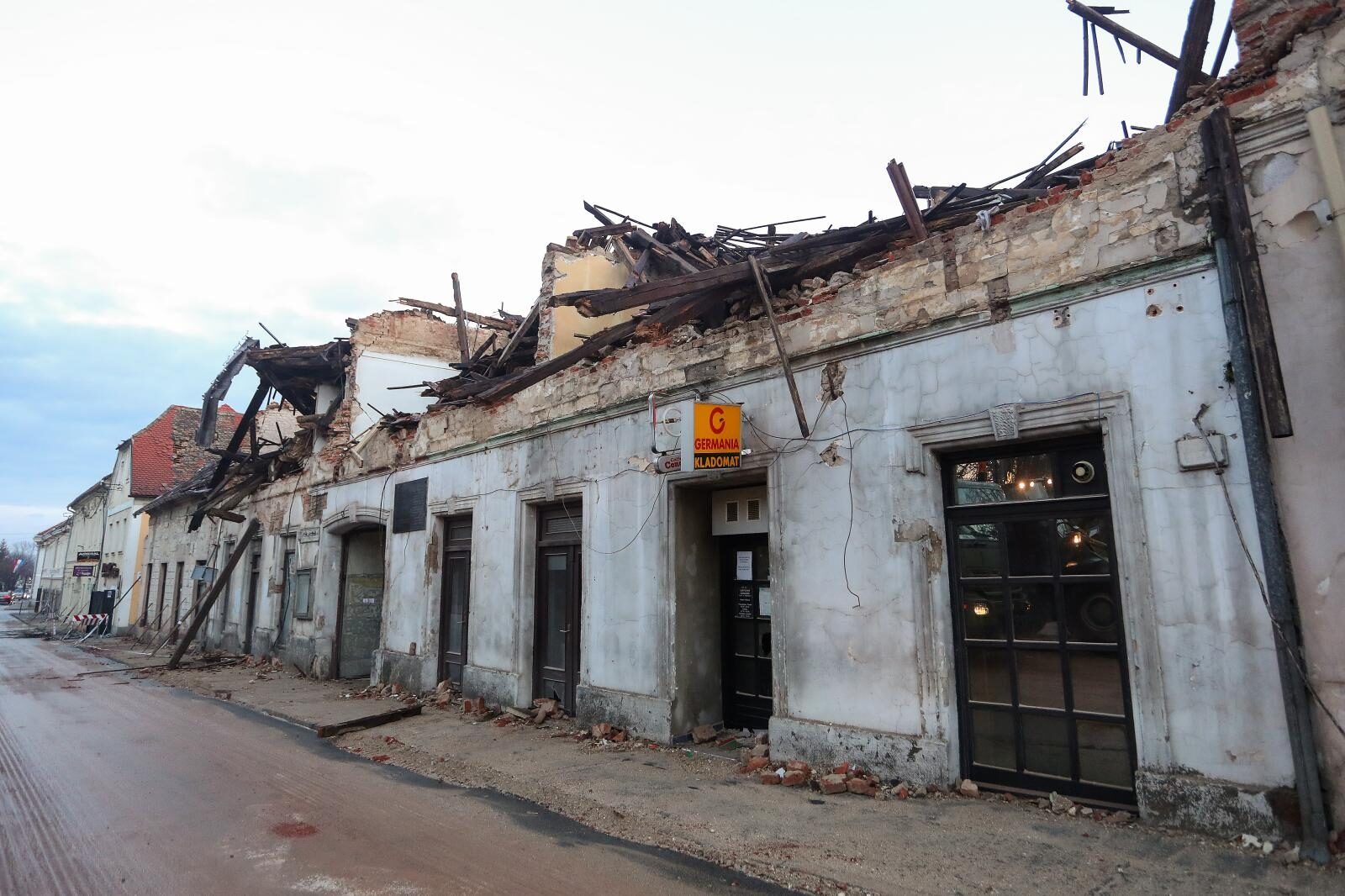 Petrinja: Jutro nakon razornog potresa