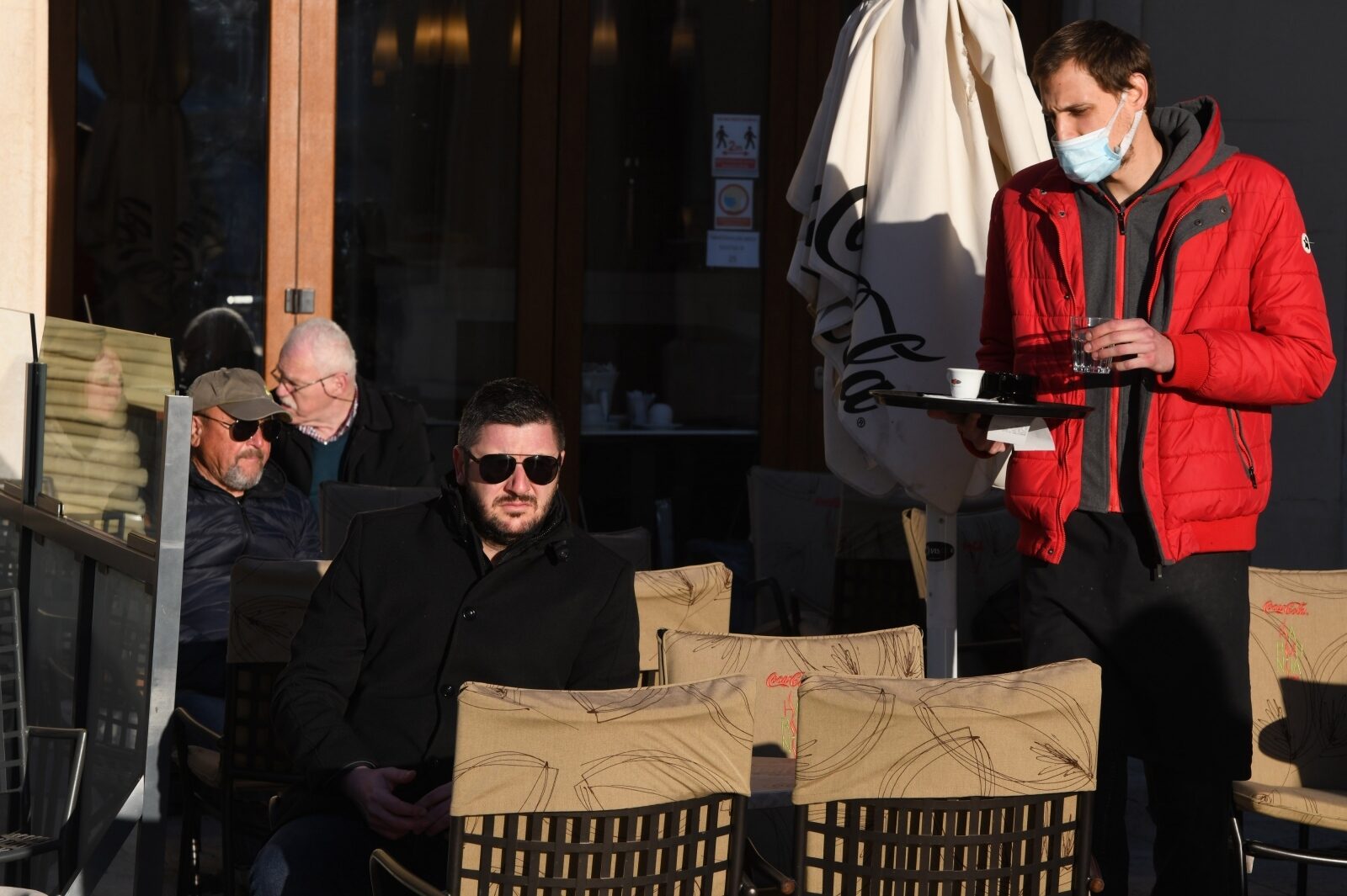 Šibenik: Nakon tri mjeseca ponovno otvorene terase kafića