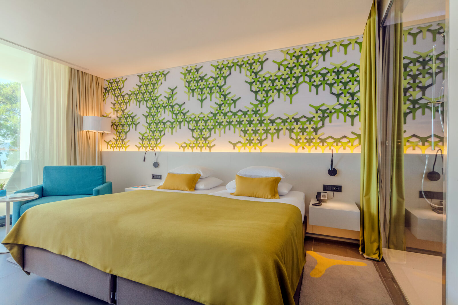 Hotel_Berulia - Deluxe_Double_Room_Swim-Up_Pool (5)