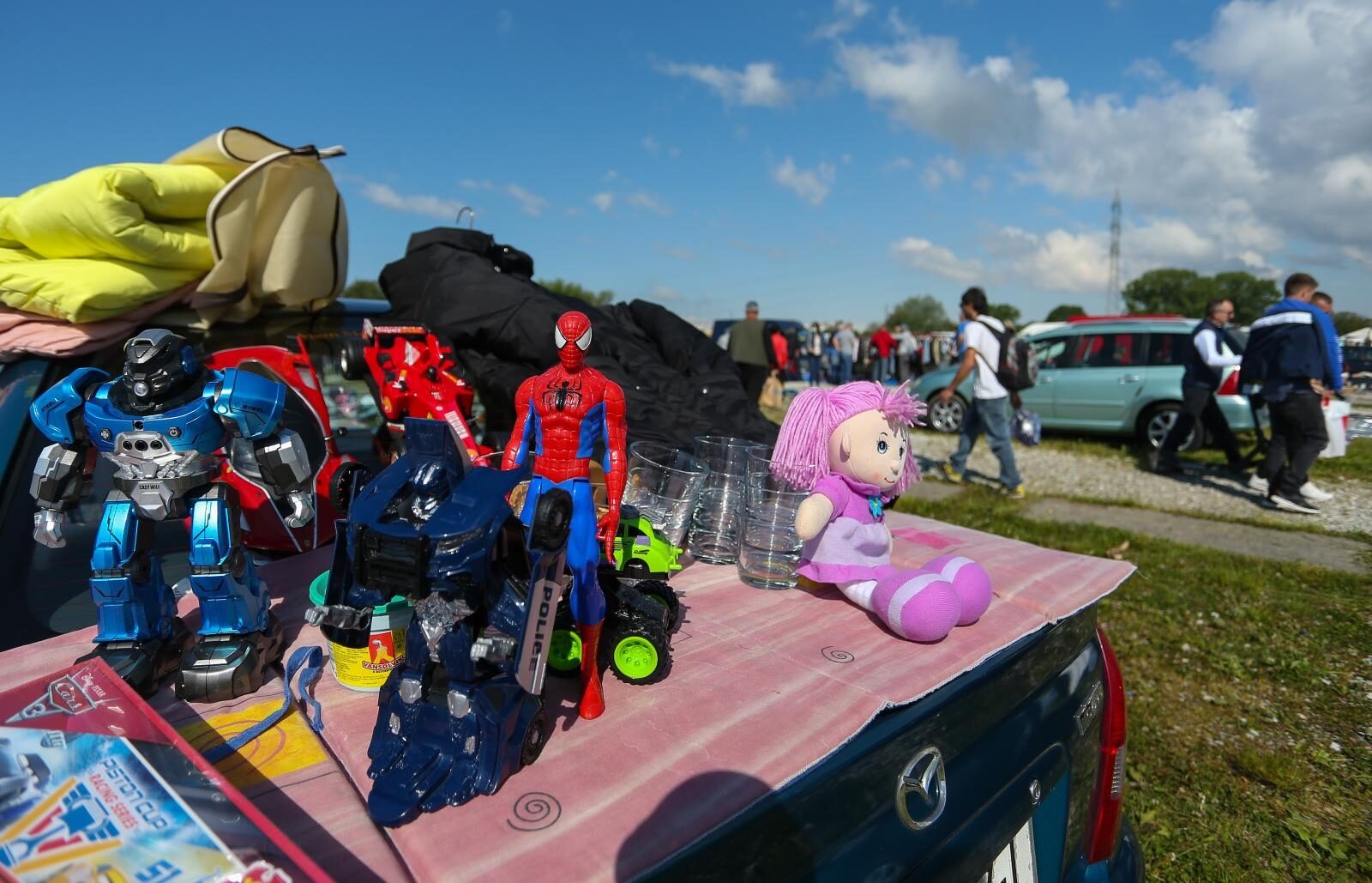 Nakon 6 mjeseci ponovno otvoren popularni zagrebacki buvljak Hrelić