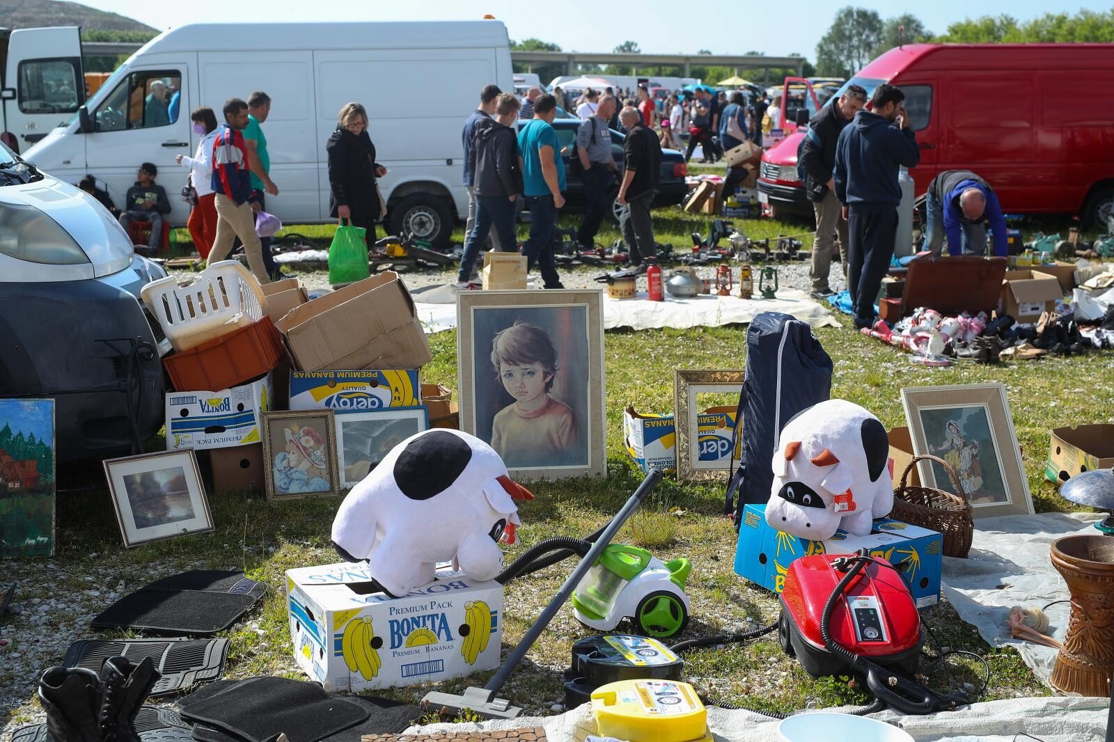 Nakon 6 mjeseci ponovno otvoren popularni zagrebacki buvljak Hrelić