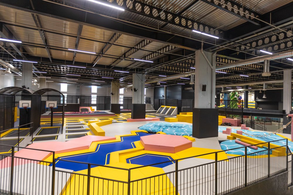 Family Mall - Amazinga 4