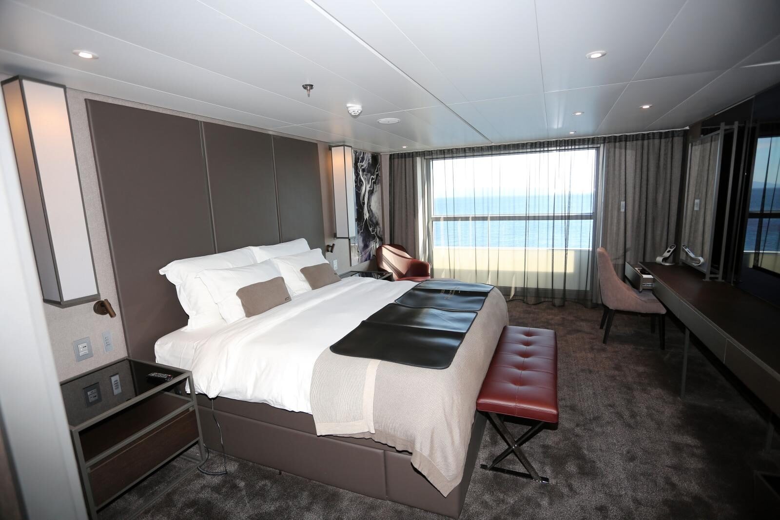 Rijeka: Premijer Plenković obišao polarni kruzer Svenic Eclipse