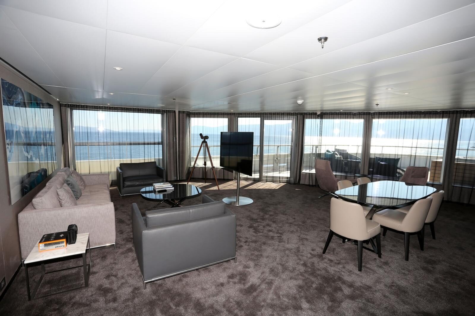 Rijeka: Premijer Plenković obišao polarni kruzer Svenic Eclipse