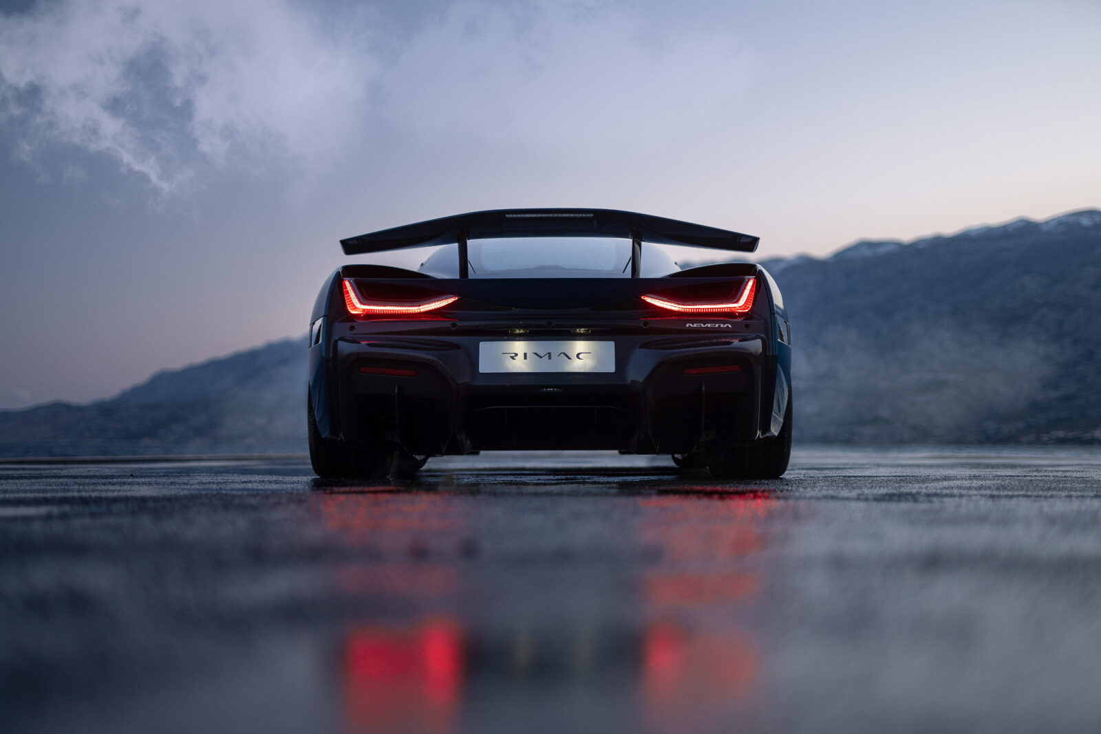 RIMAC NEVERA DYNAMIC