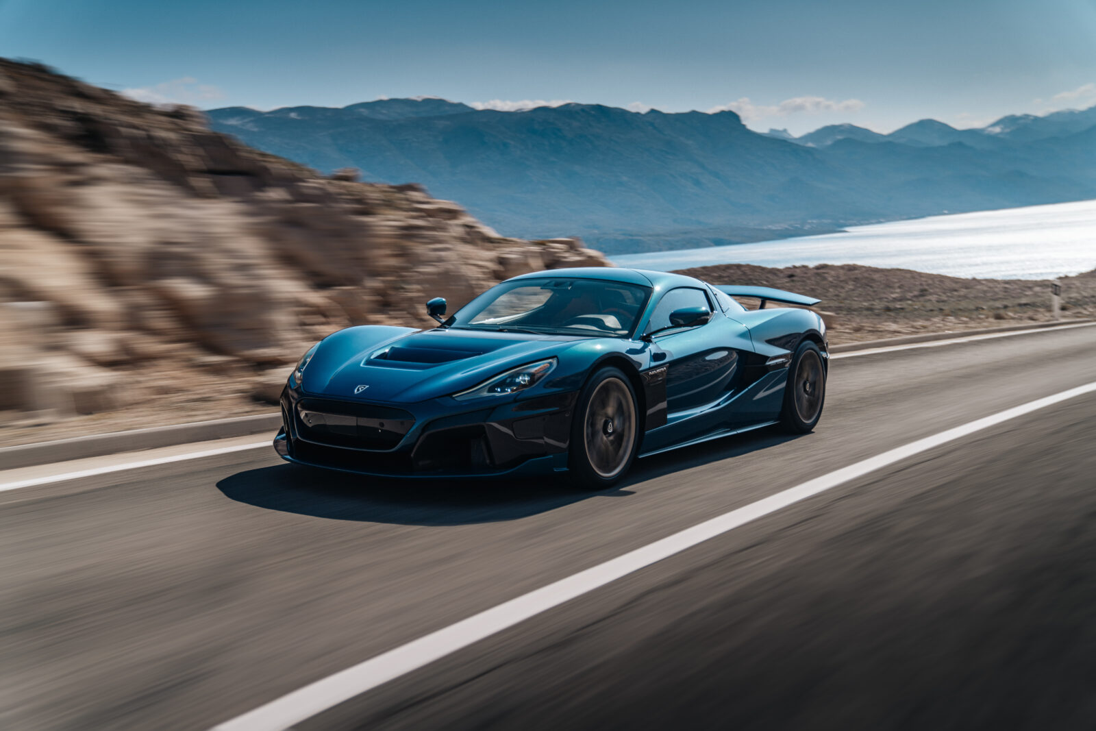 RIMAC NEVERA DYNAMIC_9
