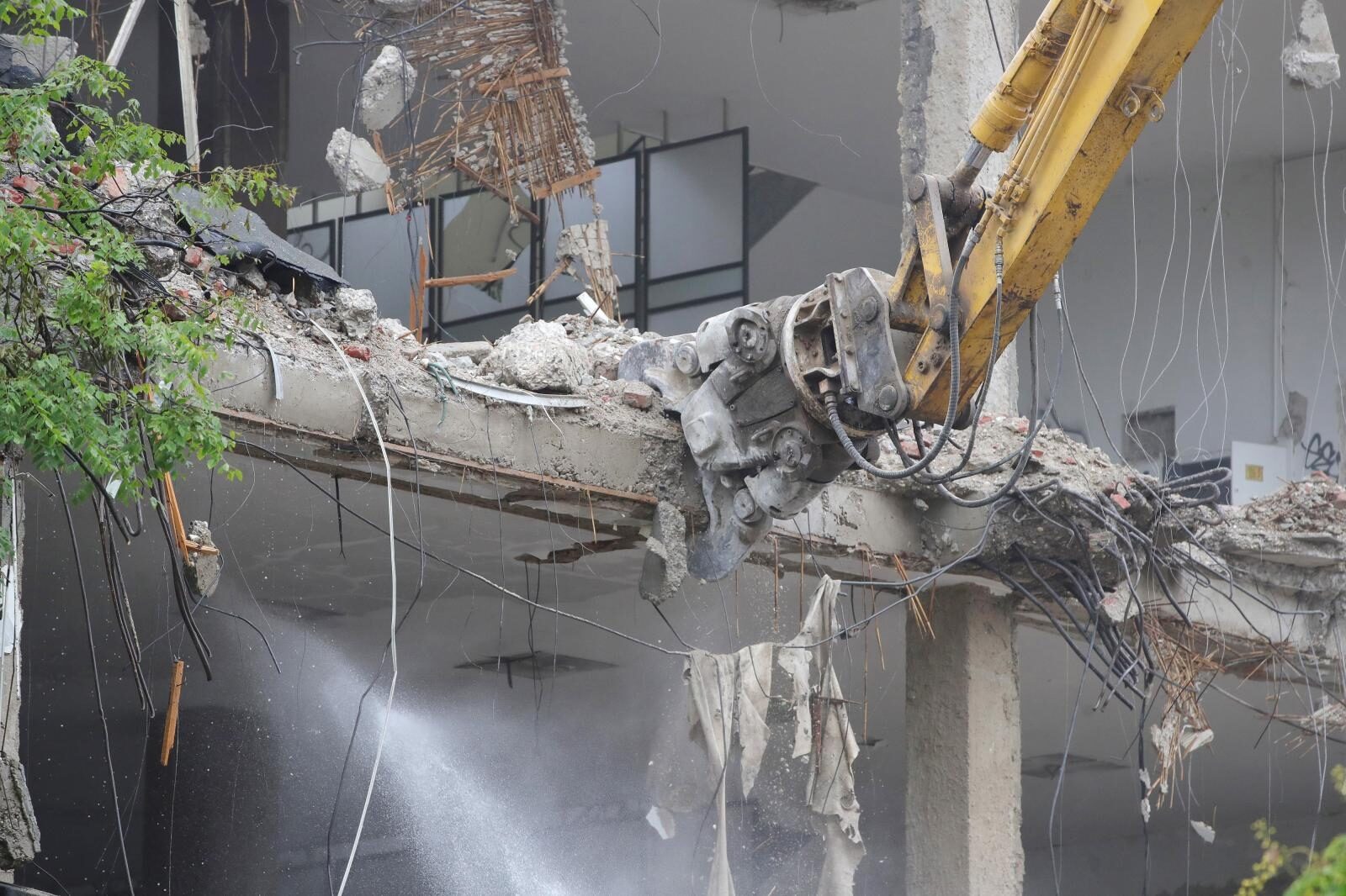 Zagreb: Rušenje zgrada bivše tvornice Kamensko