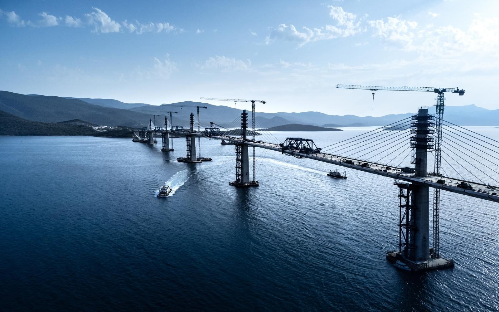 Pelješki most snimljen iz zraka