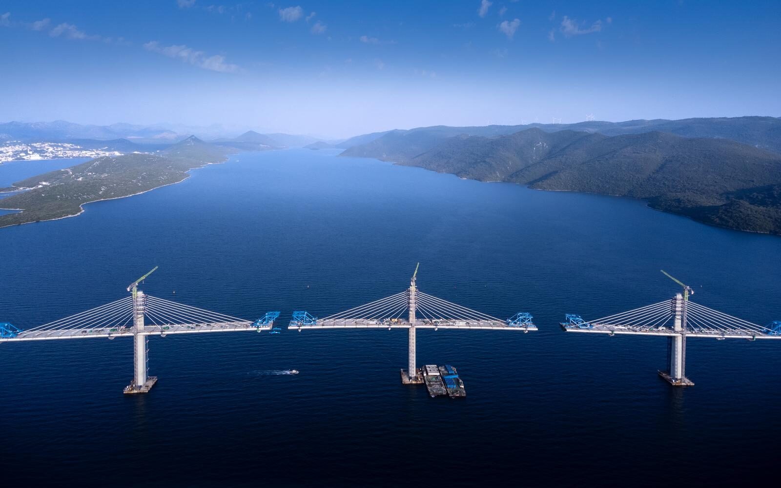 Pelješki most snimljen iz zraka