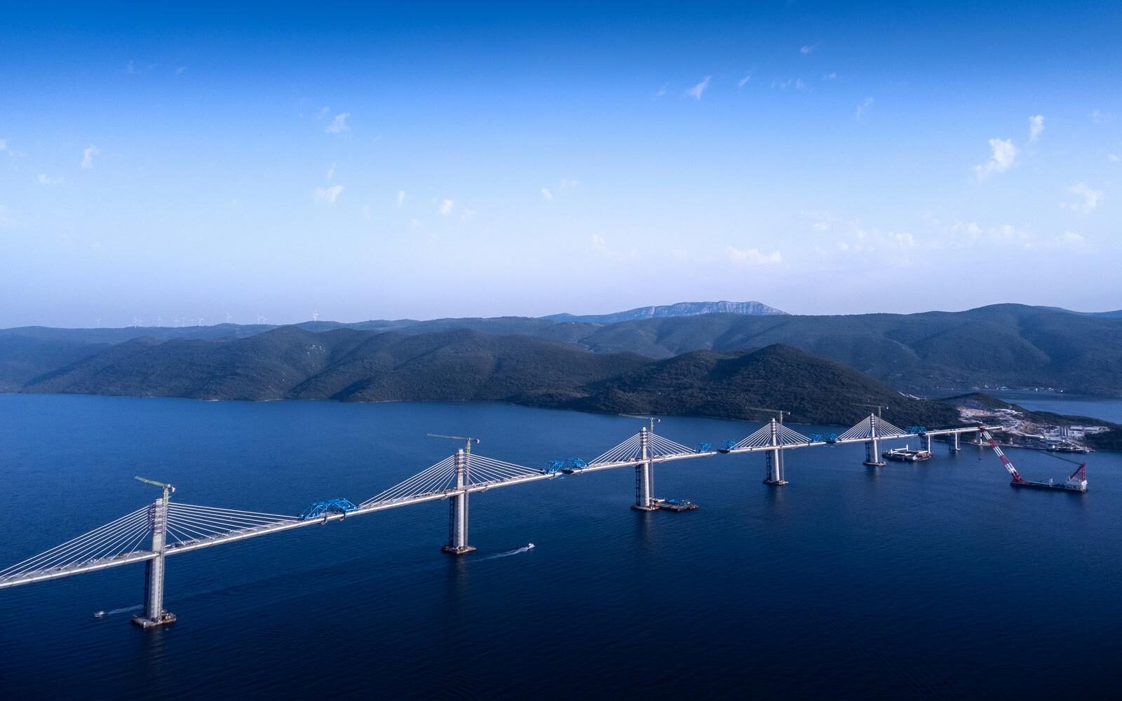 Pelješki most snimljen iz zraka