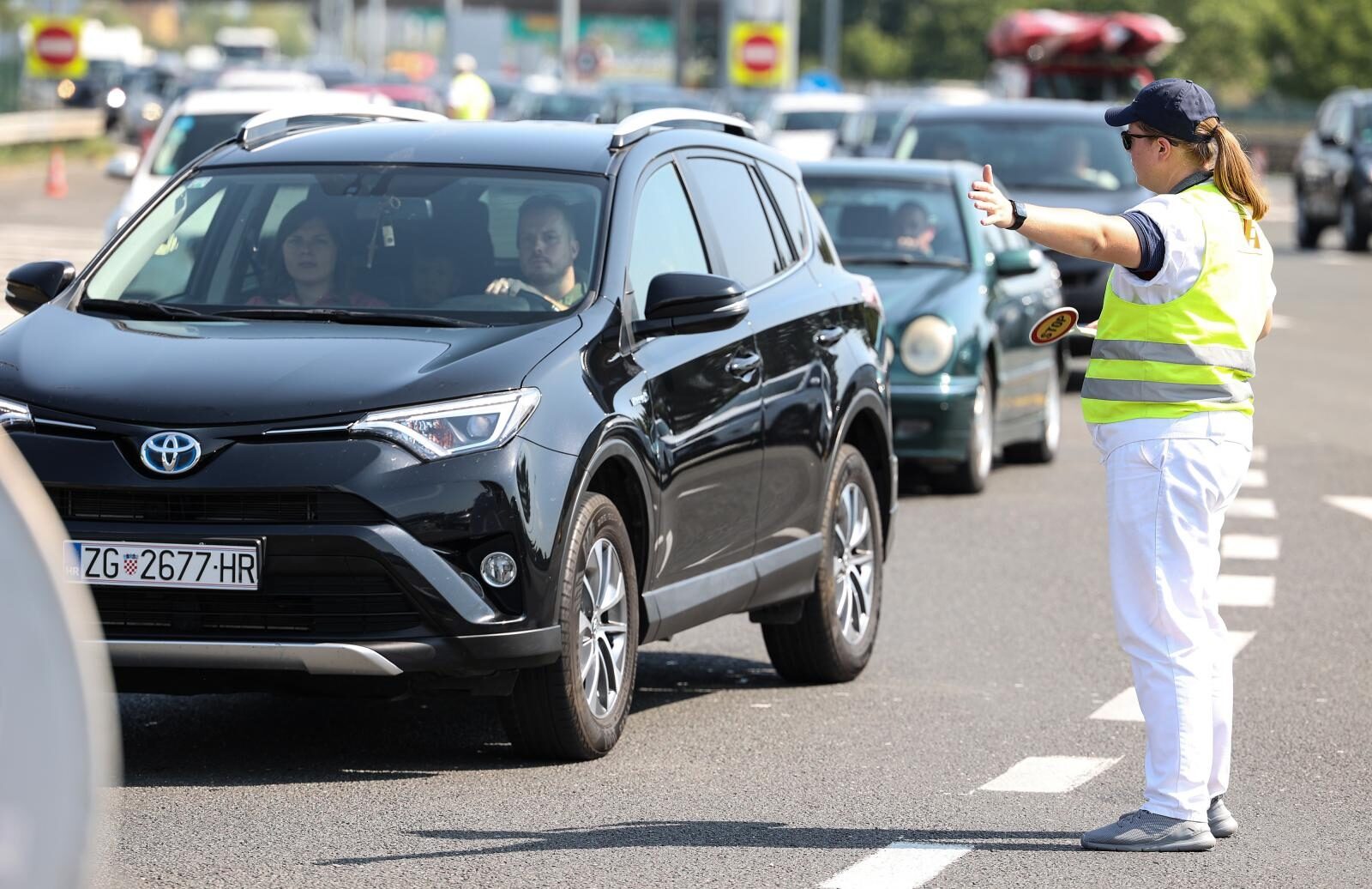 Gužve na naplatnoj postaji Lučko na izlazu i ulazu u Zagreb