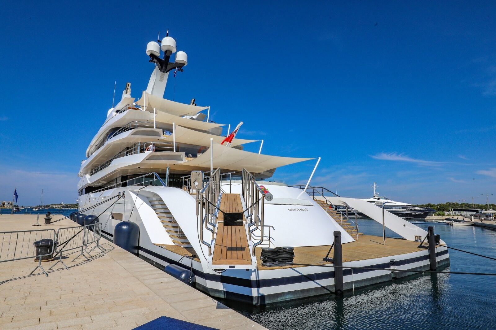 Pula: Na rivi usidrena jahta Avantage vrijedna 200 milijuna dolara