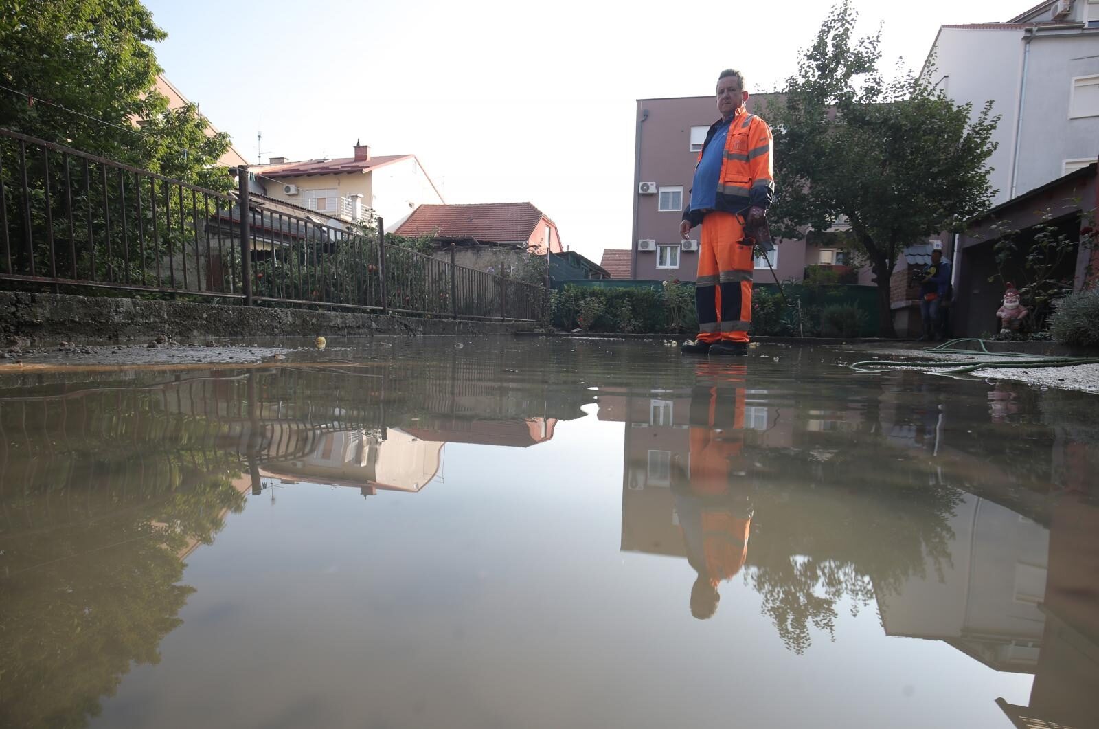Zagreb: Zbog puknute cijevi u Selskoj poplavljen dio gradske četvrti trešnjevka sjever