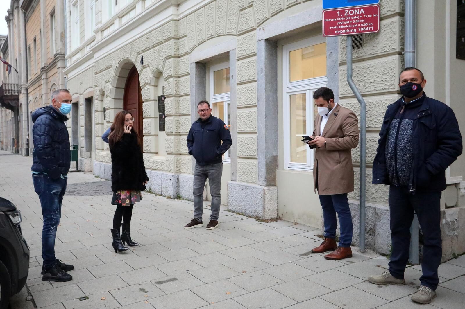 Provjera covid potvrda u Karlovcu