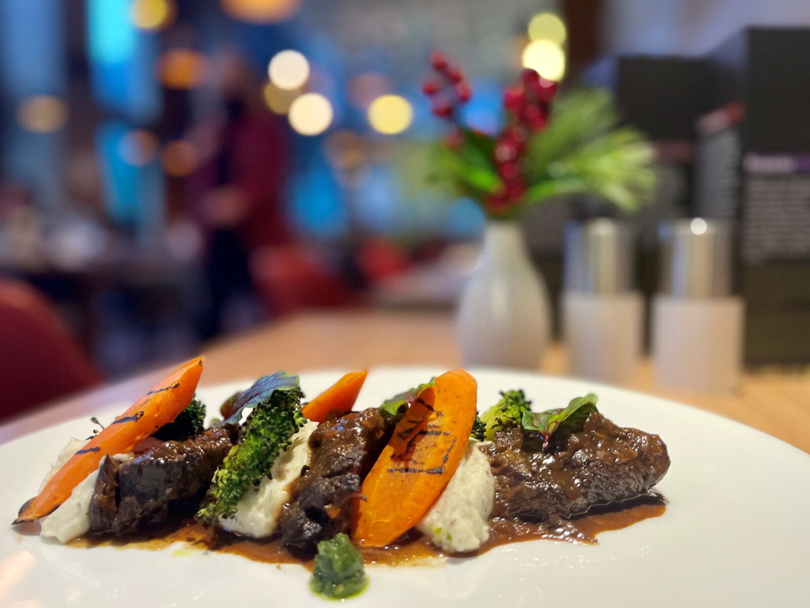 Pirjani juneći obrazi