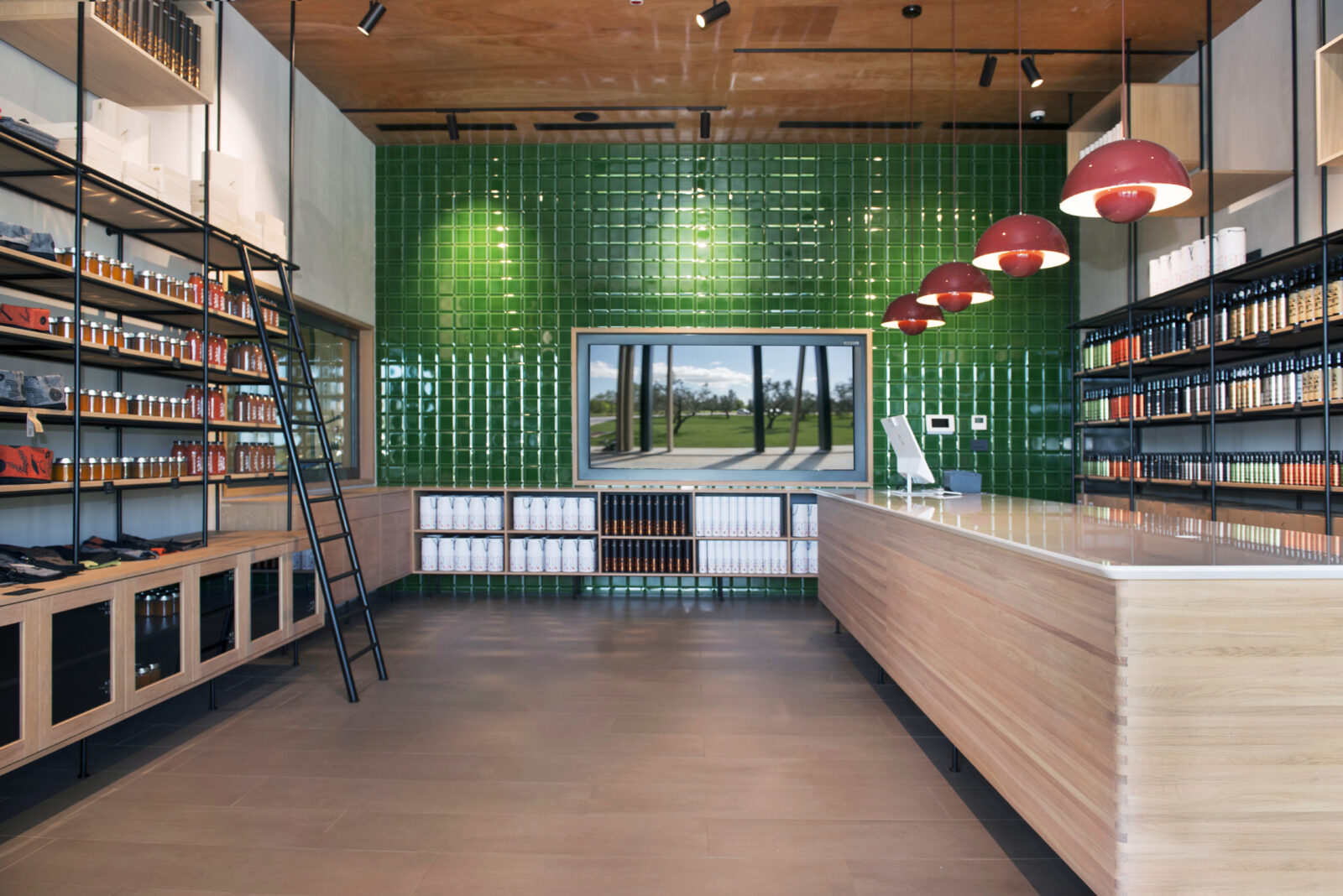 Final DUS_0560 f warp