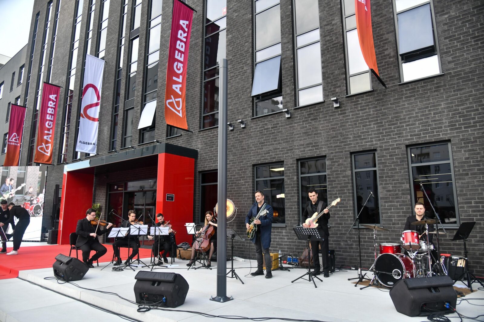 Otvoren Algebrin sveučilišni kampus