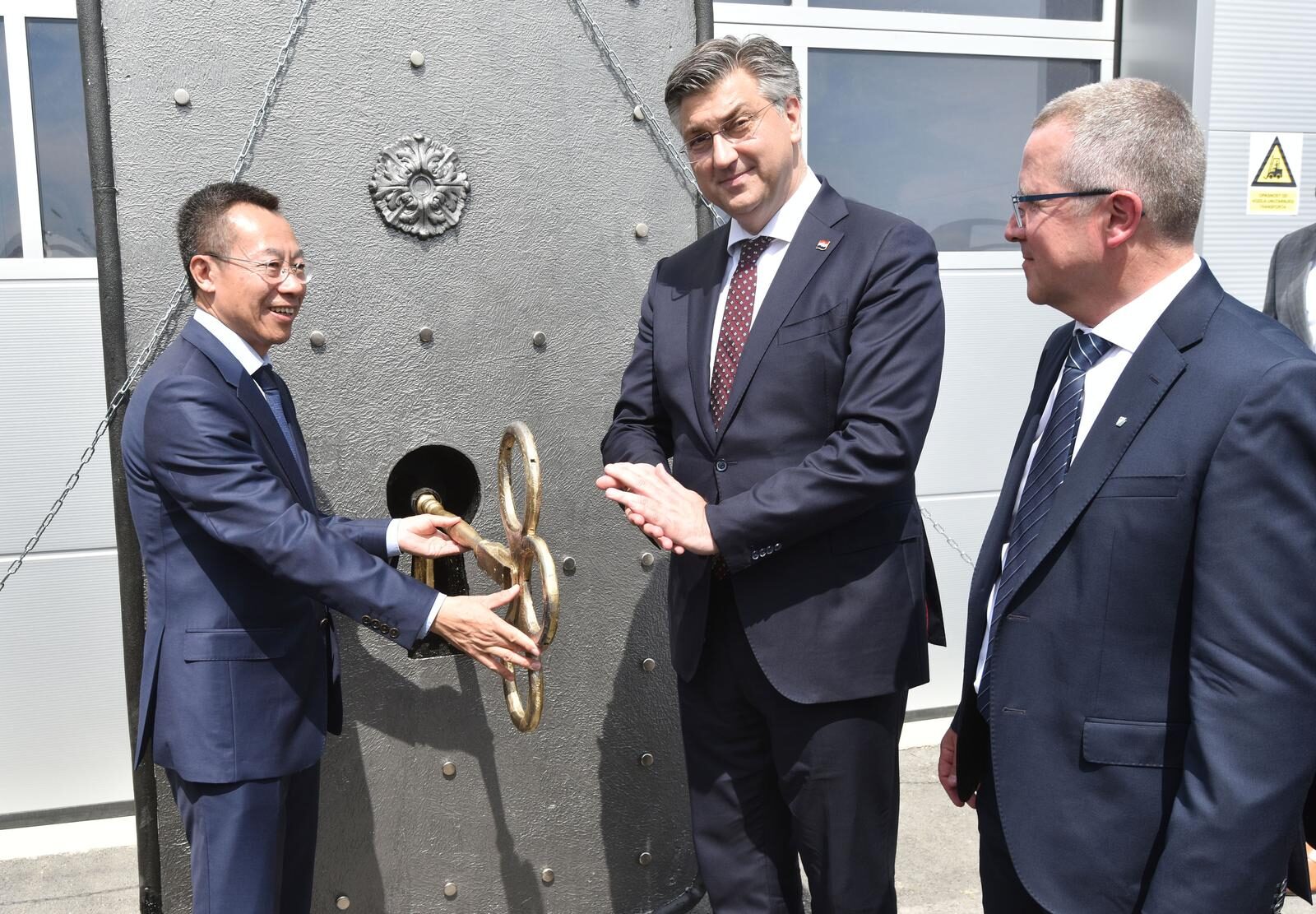 U Jakovlju otvorena tvornica FACC za prozvodnju zrakoplovnih dijelova