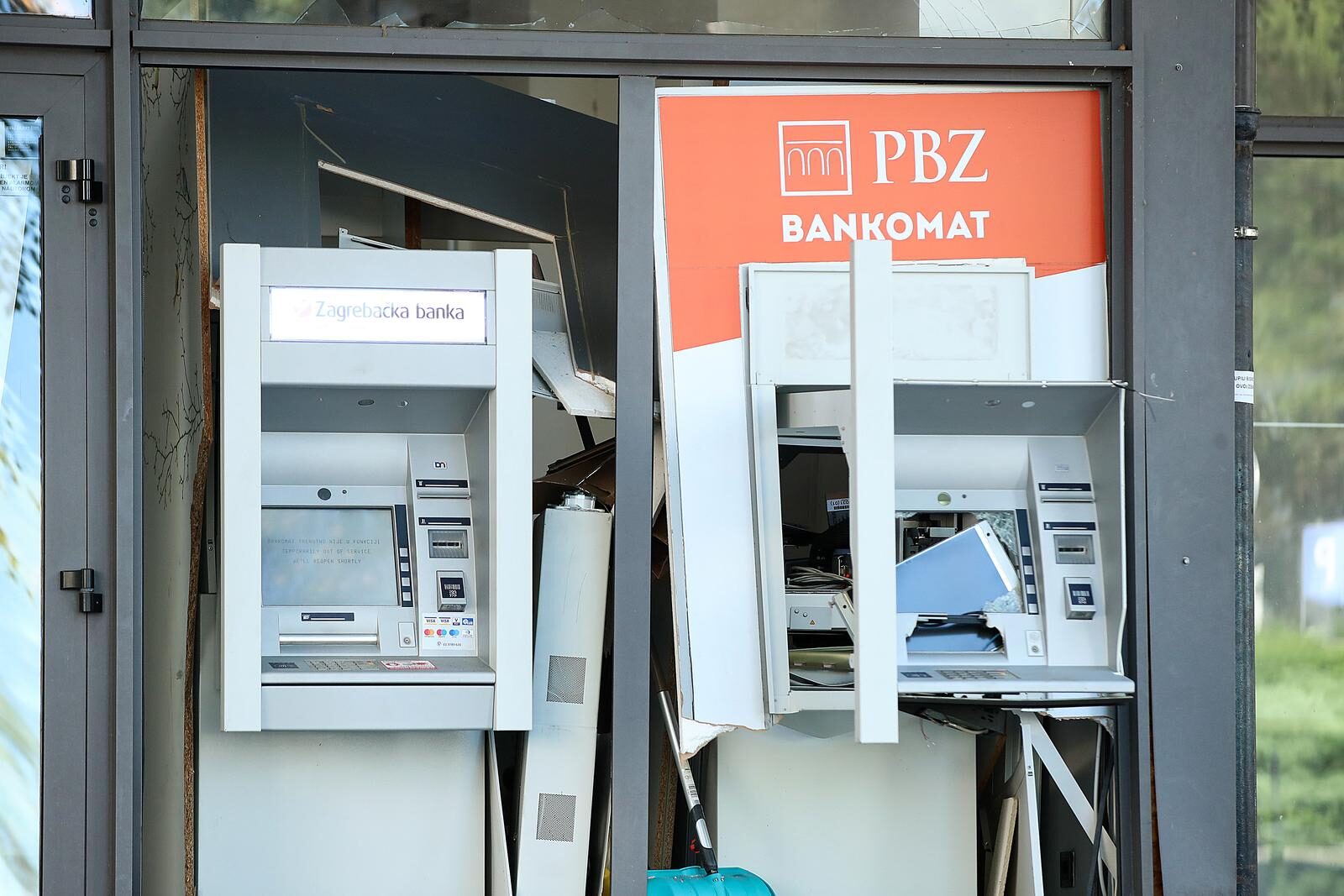 Zagreb: Nepoznati počinitelji digli u zrak bankomat na Trešnjevci
