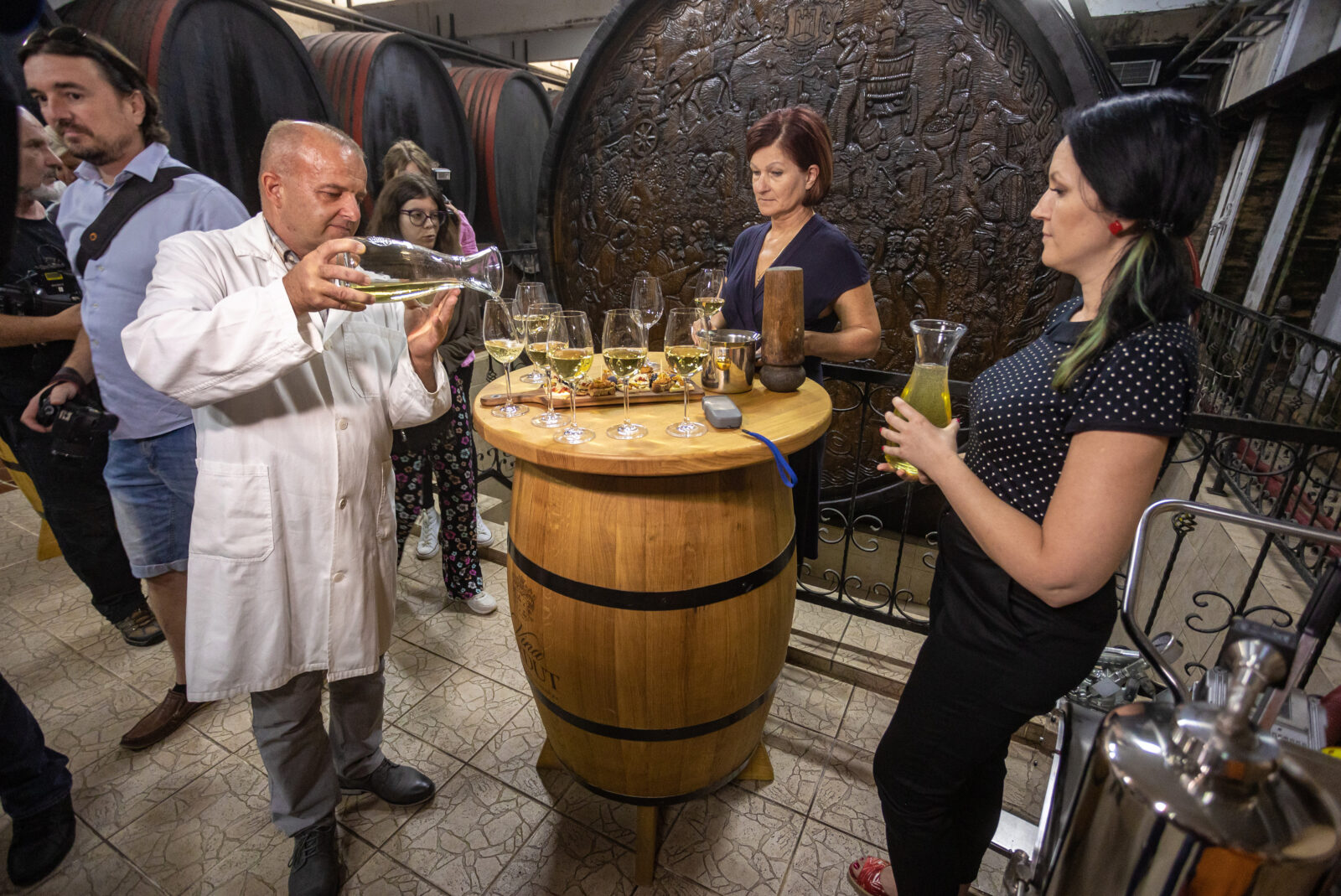 Erdut: Konferencija za novinare povodom otvaranja Velike bačve