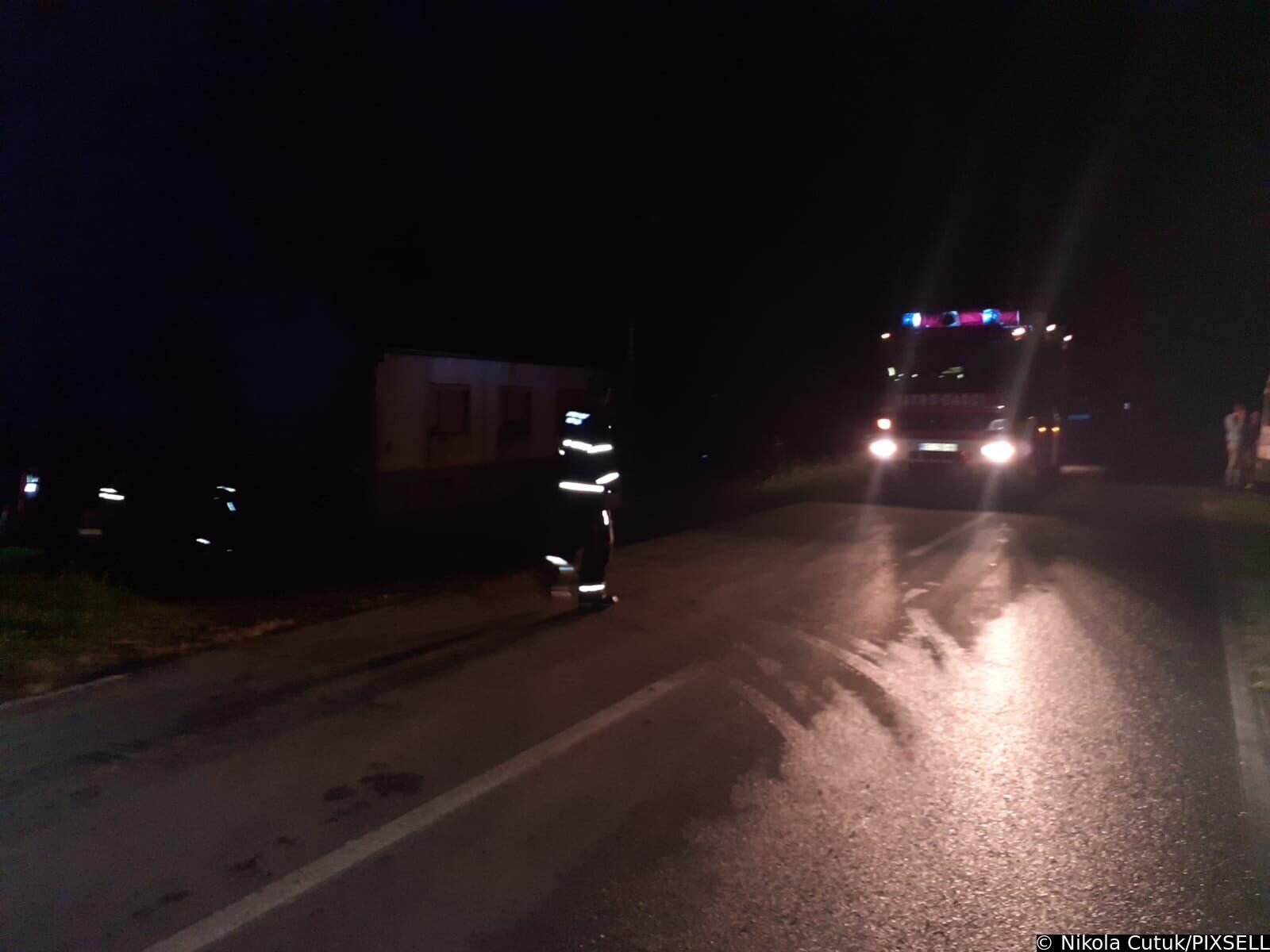 Sudarili su se teretni i putnički vlak, vatrogasci i pripadnici HGSS-a dolaze na mjesto nesreće