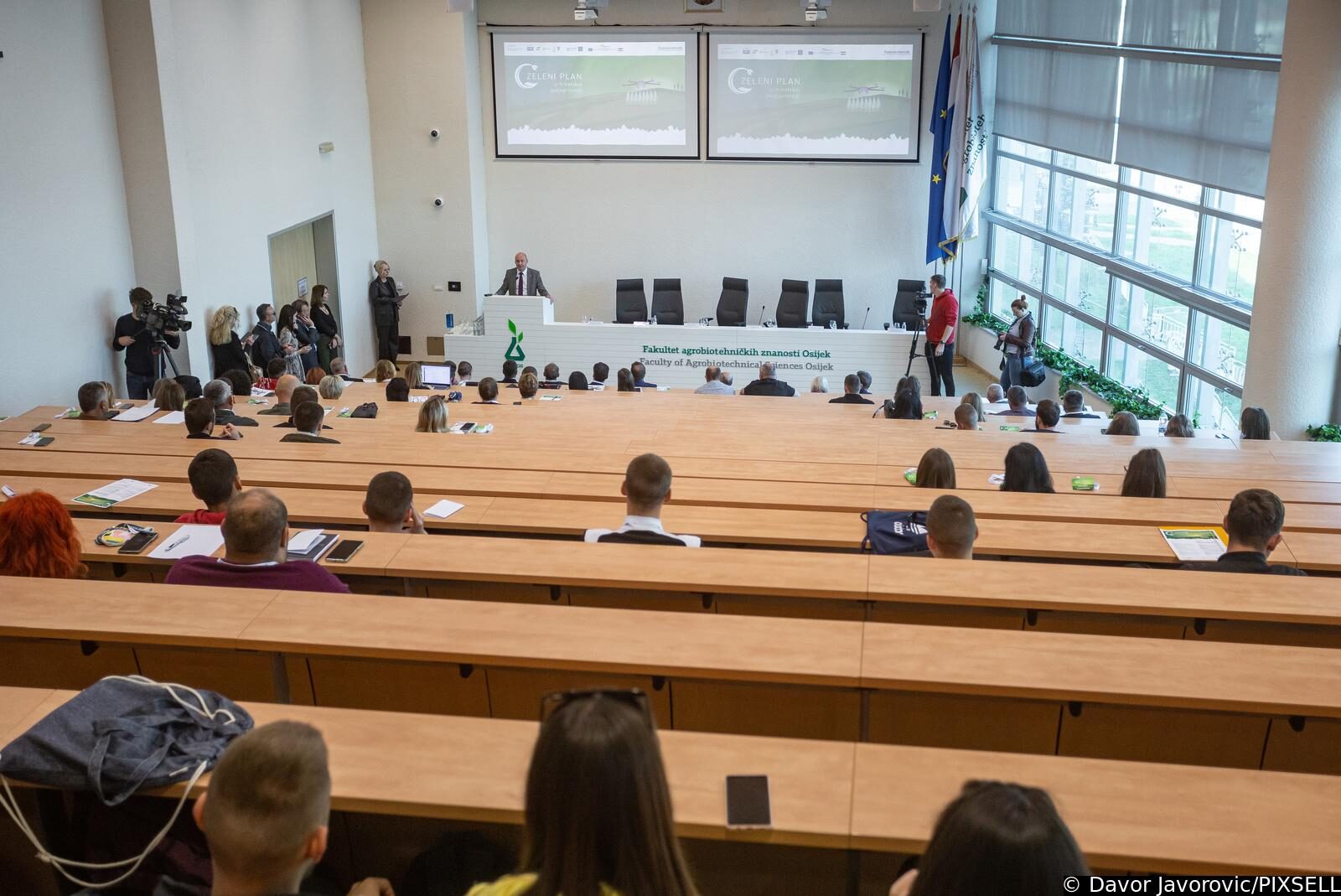 Osijek: Na Fakultetu agrobiotehničkih znanosti  održana konferencija pod nazivom Zeleni plan u hrvatskoj poljoprivredi