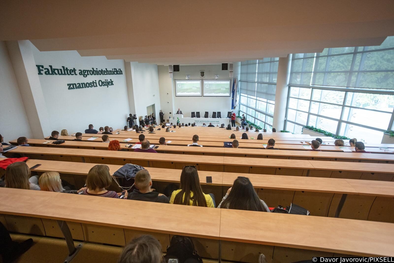 Osijek: Na Fakultetu agrobiotehničkih znanosti  održana konferencija pod nazivom Zeleni plan u hrvatskoj poljoprivredi