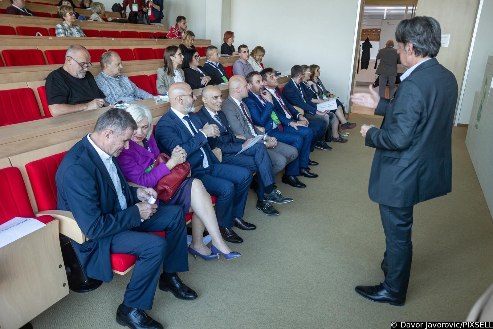 Osijek: Na Fakultetu agrobiotehničkih znanosti  održana konferencija pod nazivom Zeleni plan u hrvatskoj poljoprivredi