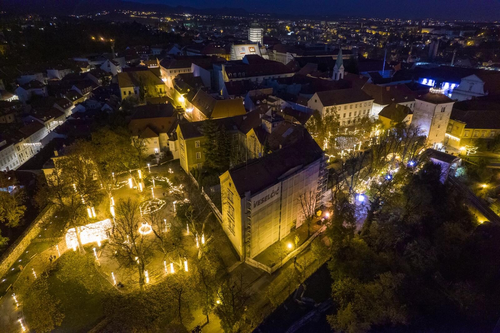 Pogled iz zraka na Advent u Zagrebu
