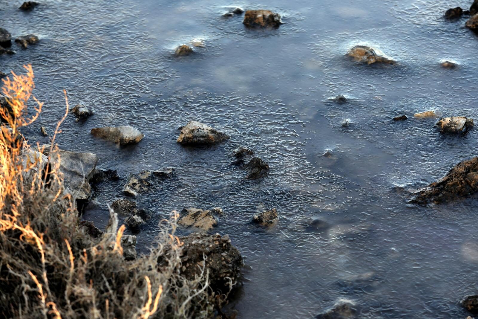 U Zablaću kod Šibenika zaledila se površina mora