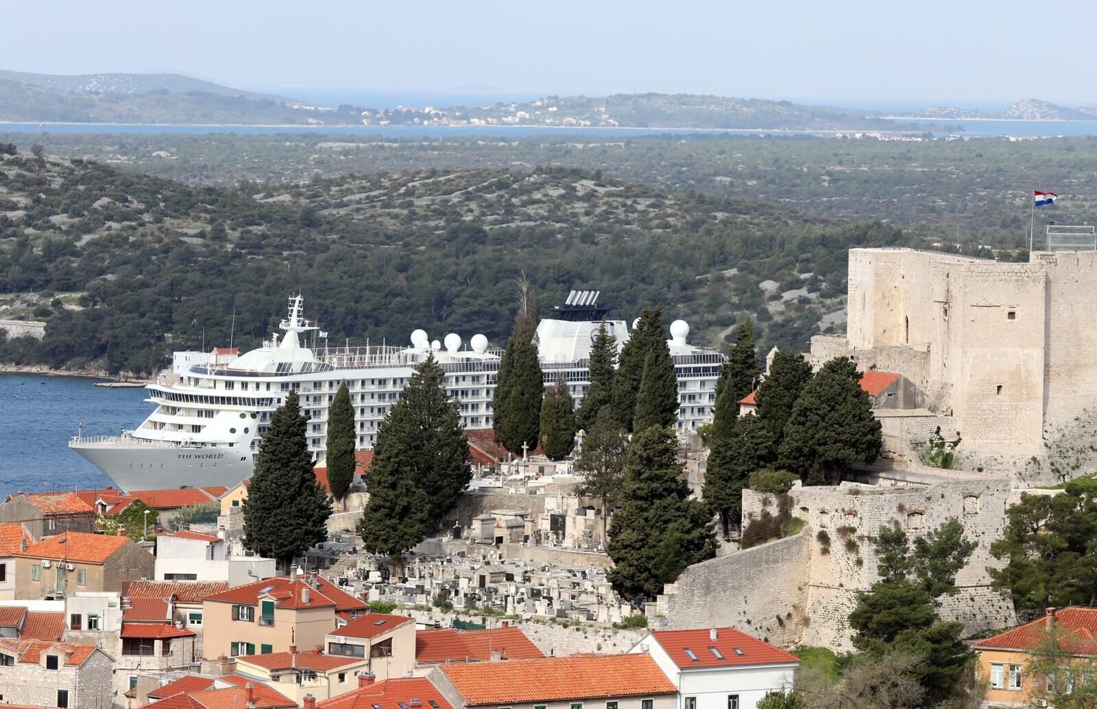 U ibenik stigao The World  najve?i privatni kruzer na svijetu