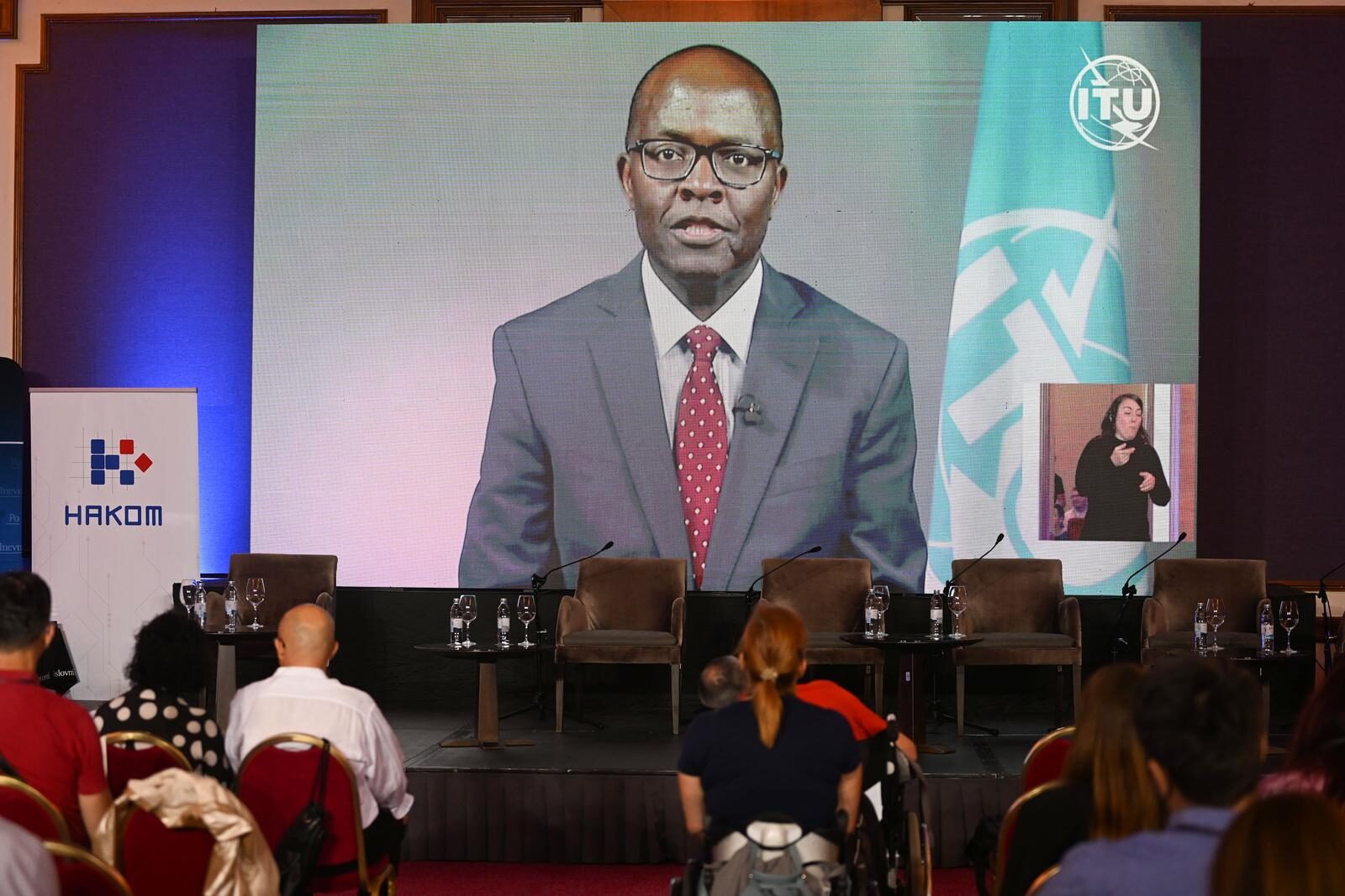 Zagreb: U hotelu Westin održana konferencija HAKOM-a pod nazivom 