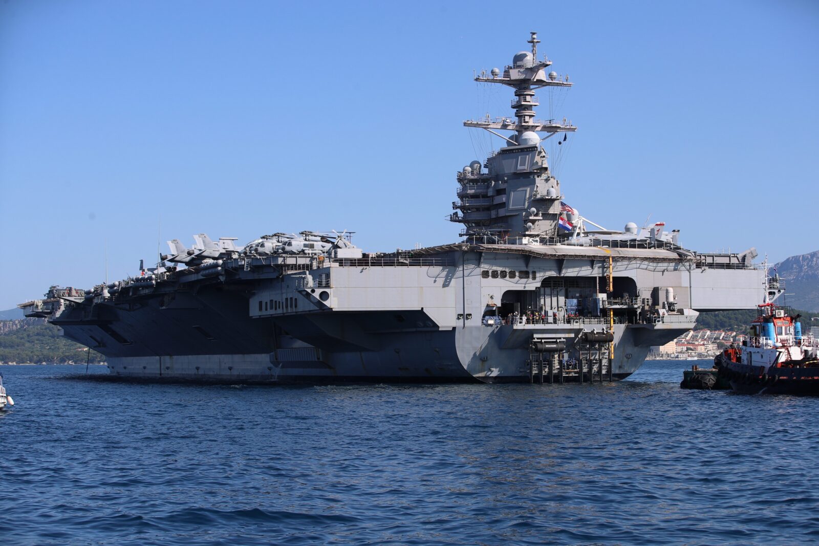 Američki nosač aviona USS Gerald R. Ford stigao je u Split