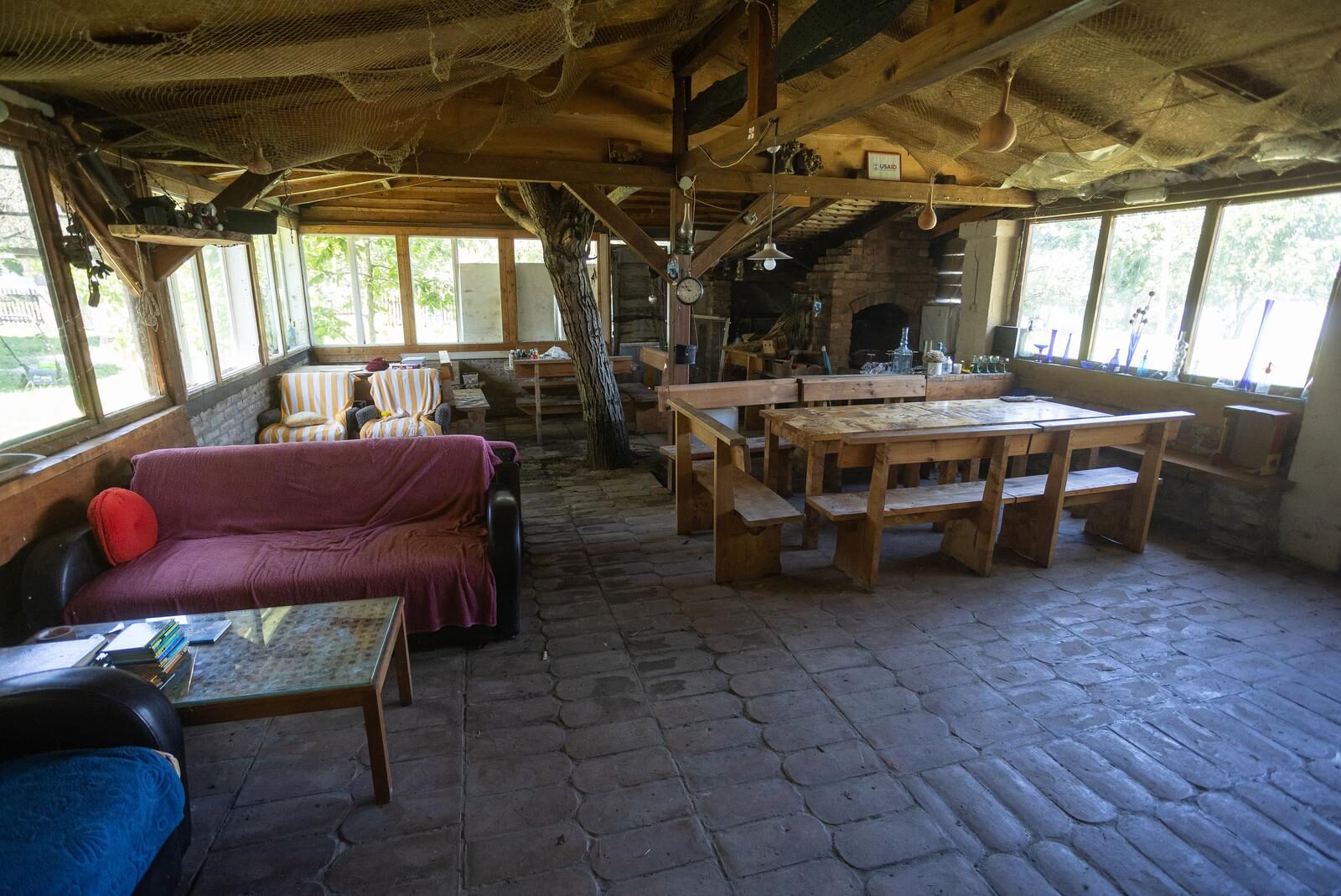 Dinka u svom domu u Šarengradu nudi besplatan smještaj umornim putnicima i usamljenim ljudima