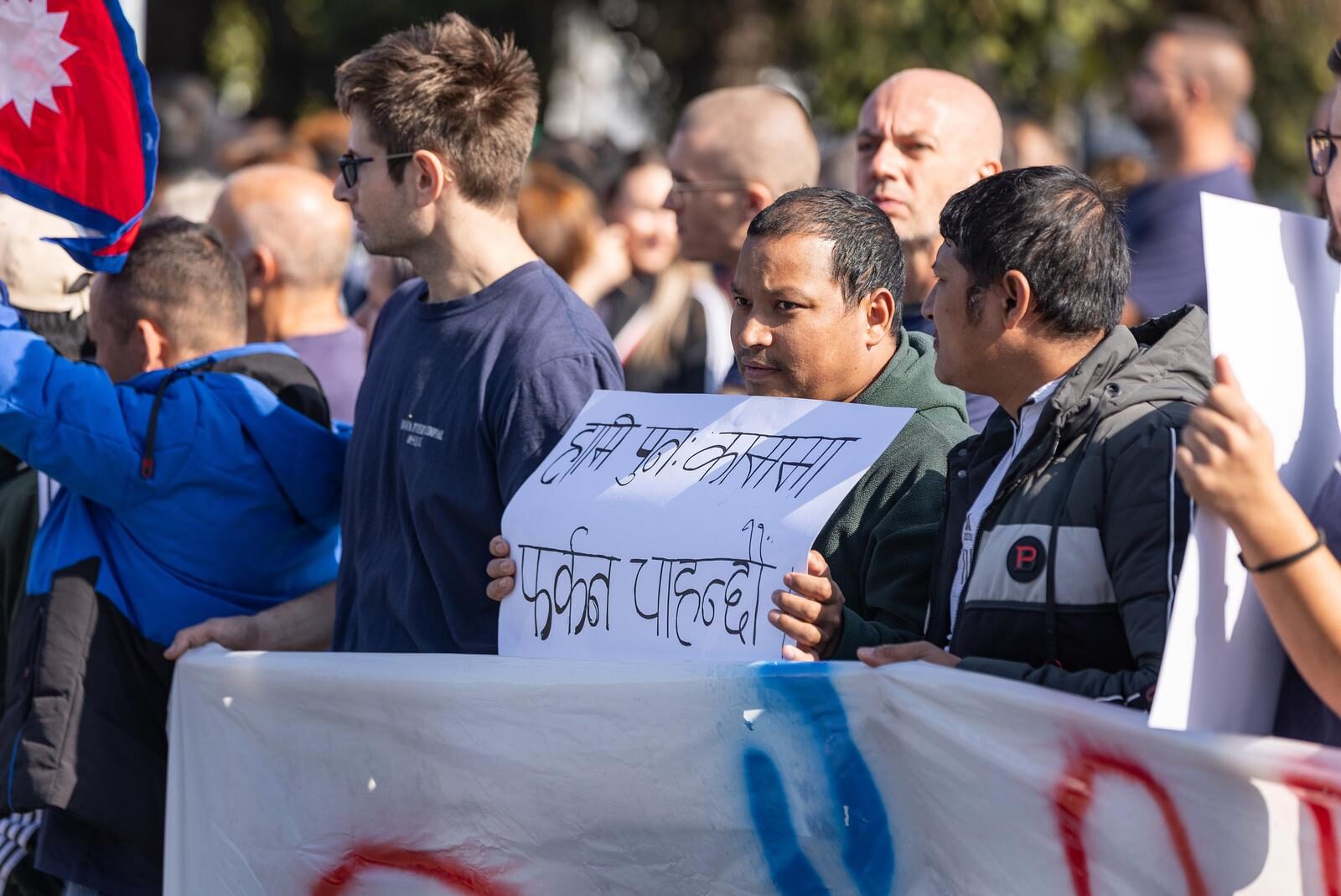Osijek: Radnici tvornice okupili su se ispred tvrtke i organizirali skup podrške, stigao je i vlasnik Zvonko Bede
