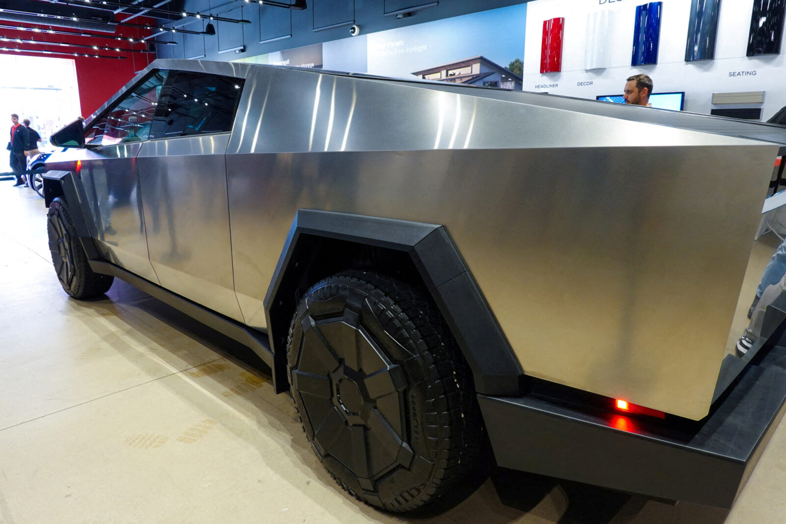 Tesla store shows new Cybertruck in California