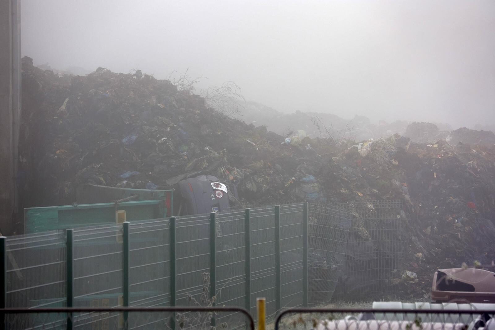 Zagreb: Opet se odronilo smeće na Jakuševcu, dvije osobe ozlijeđene