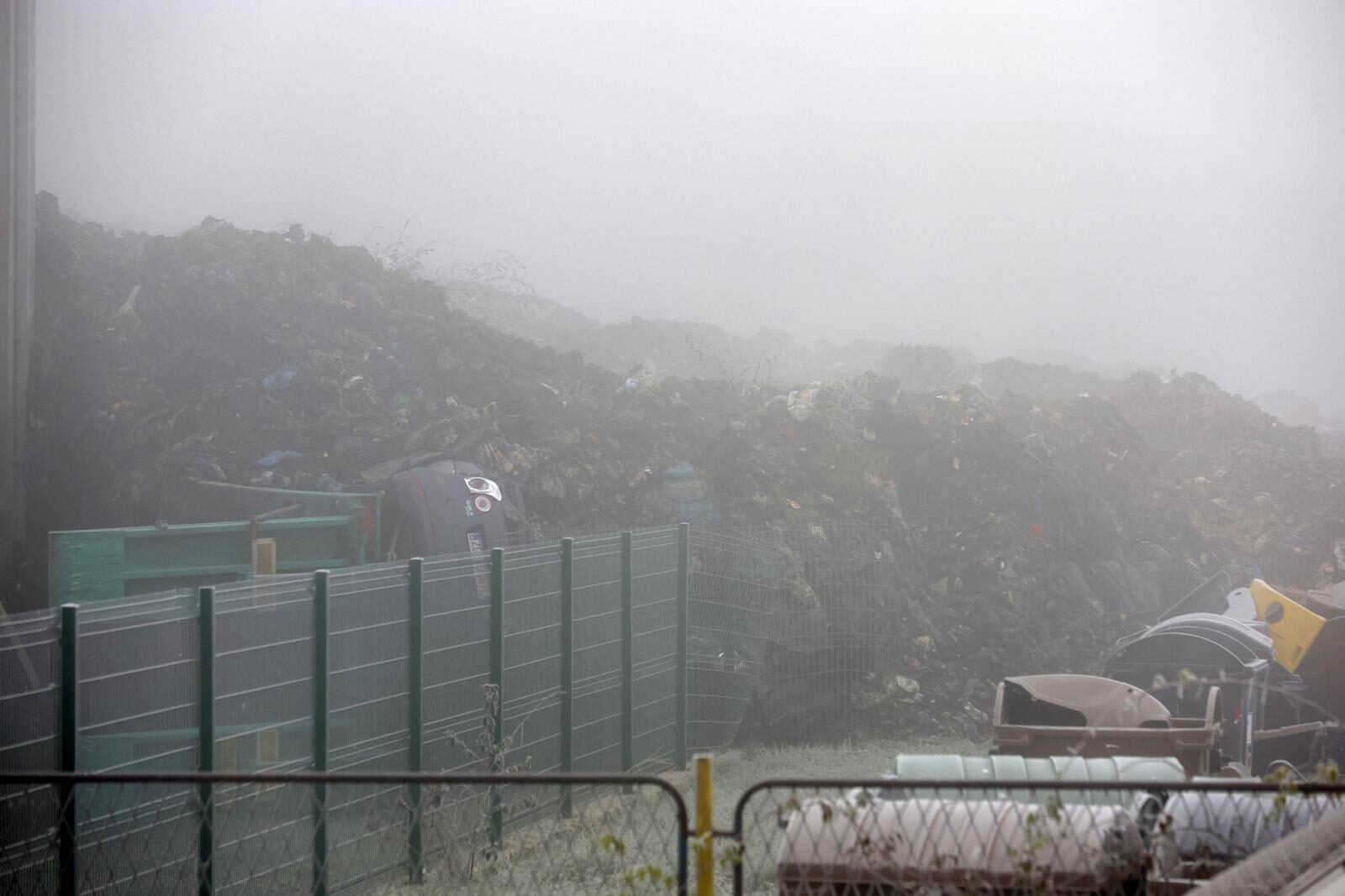Zagreb: Opet se odronilo smeće na Jakuševcu, dvije osobe ozlijeđene