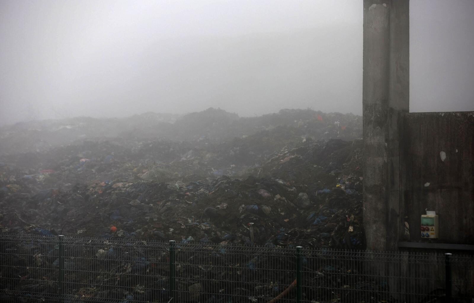 Zagreb: Opet se odronilo smeće na Jakuševcu, dvije osobe ozlijeđene