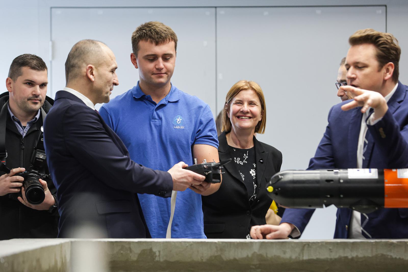 Ovo je rjeenje s kojim su FER-ovi roboti?ari pobijedili na prestinom svjetskom natjecanju