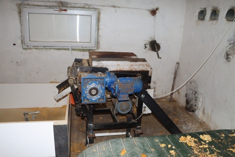 3dcacbff-8b84-4e19-ba80-28419c0a2a31