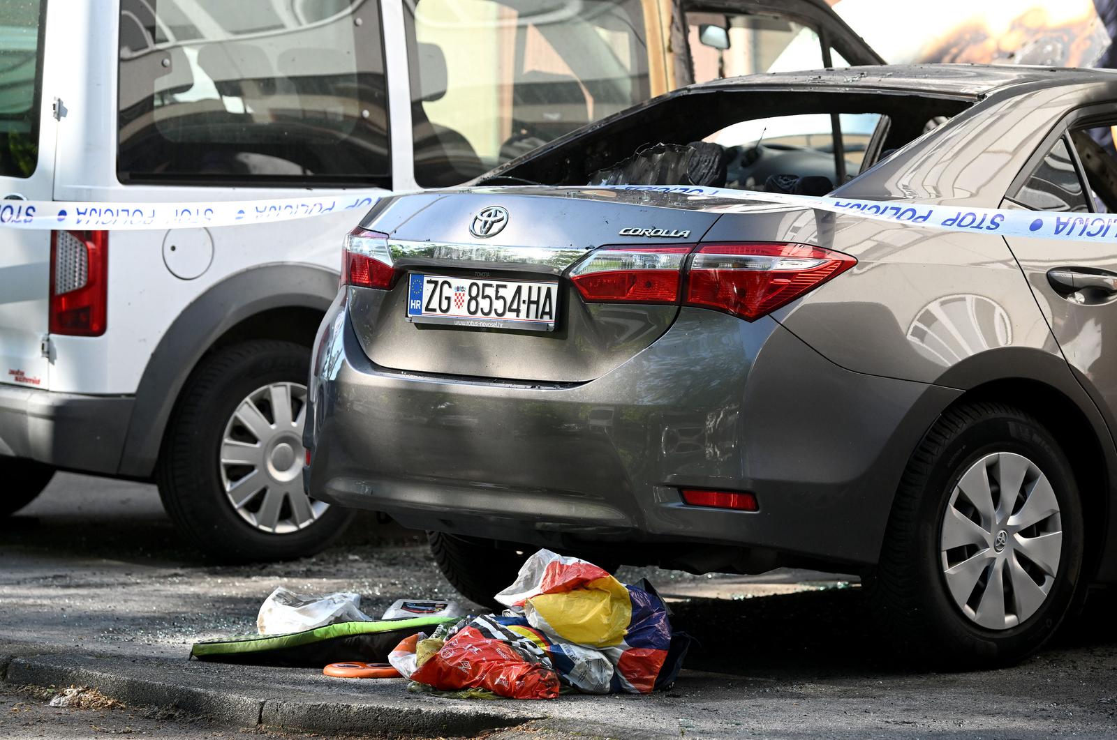 Zagreb: Tri automobila izgorjela na parkiralištu u Prečkom